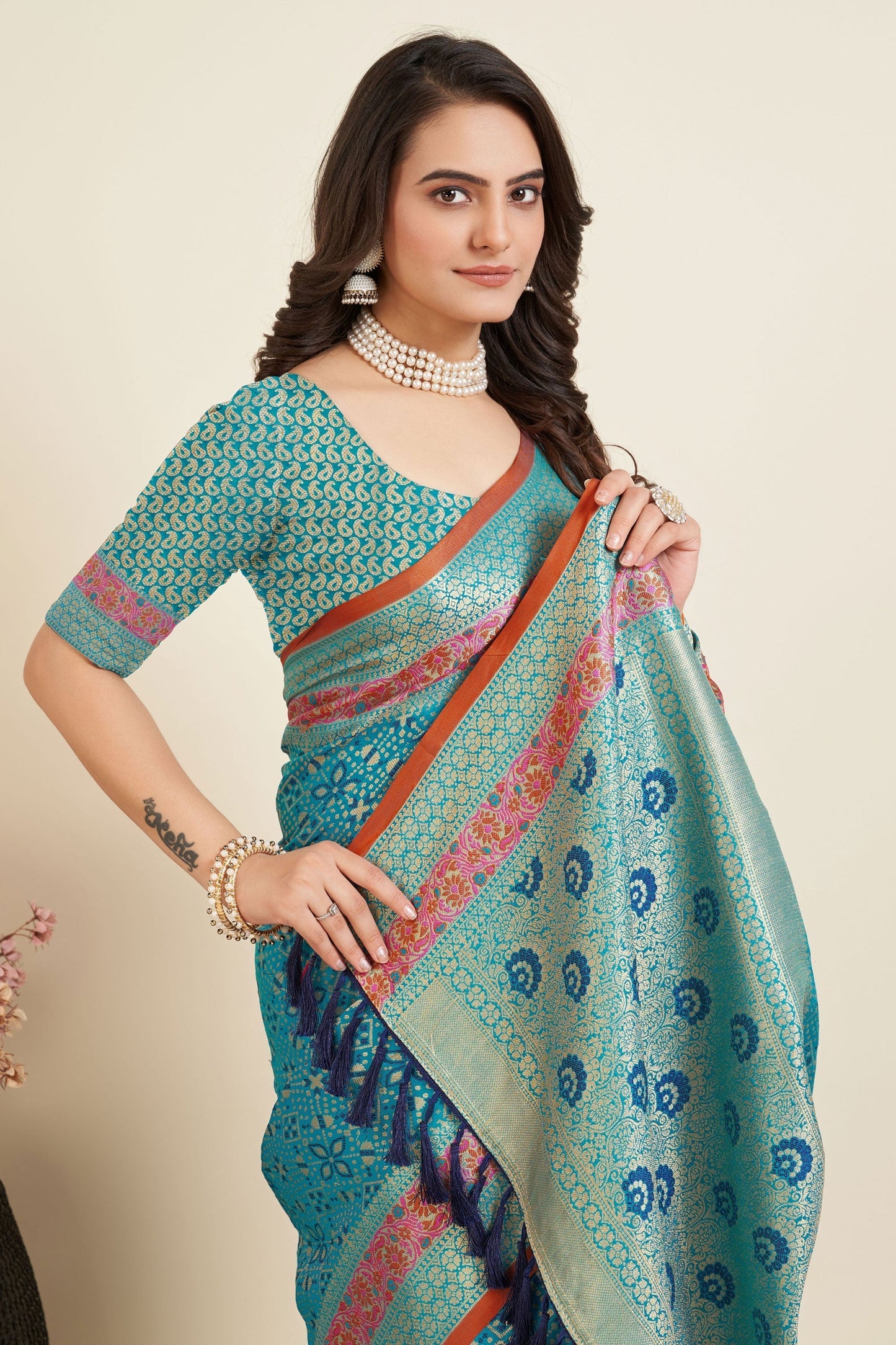 blue-patola-silk-saree-zb130527_2_SareeButa.com