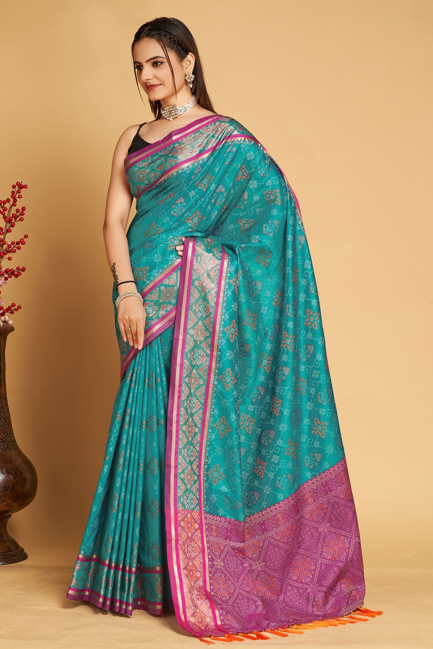 blue-patola-silk-saree-zb130548_3_SareeButa.com