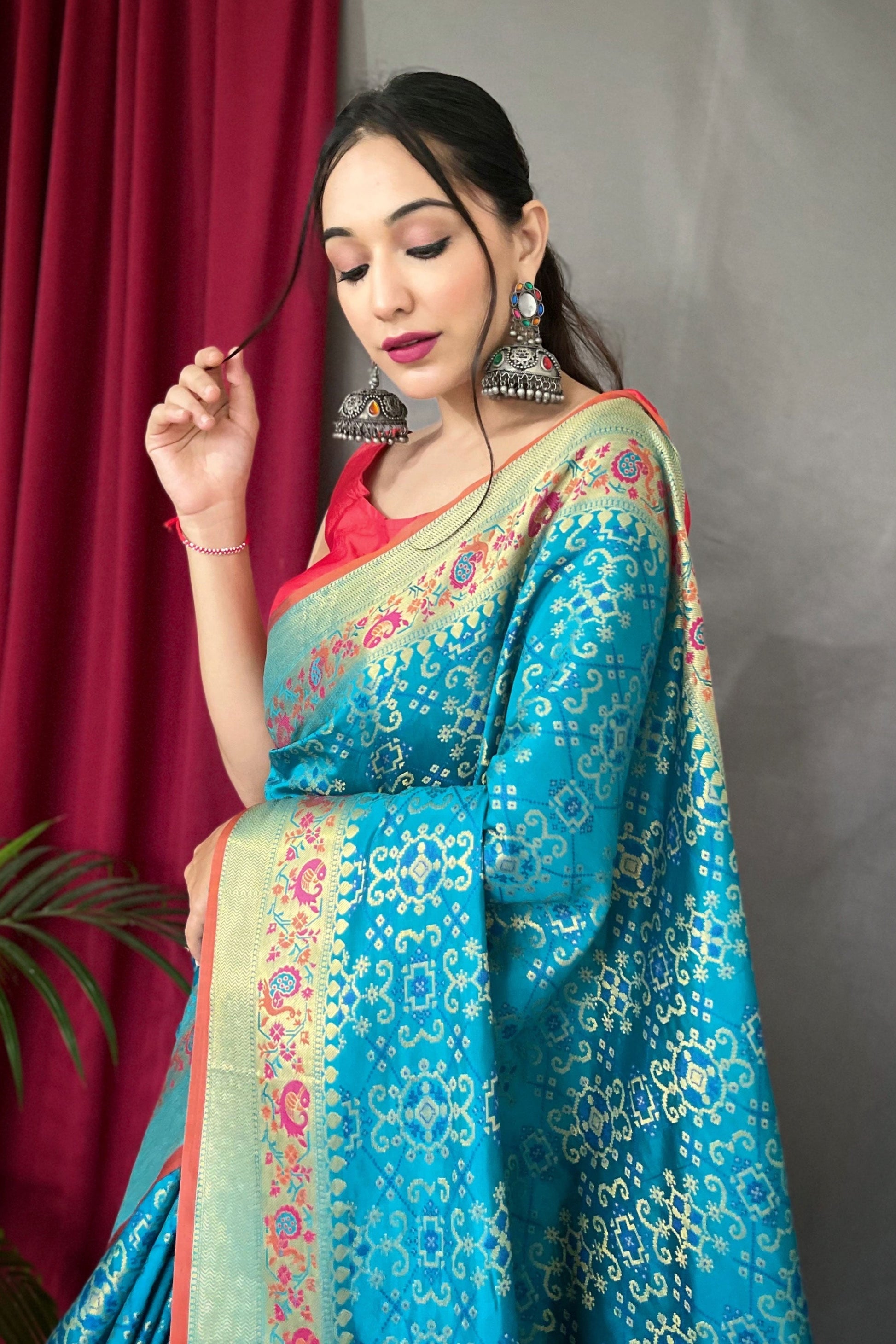 blue-patola-silk-saree-zb131627_2_SareeButa.com