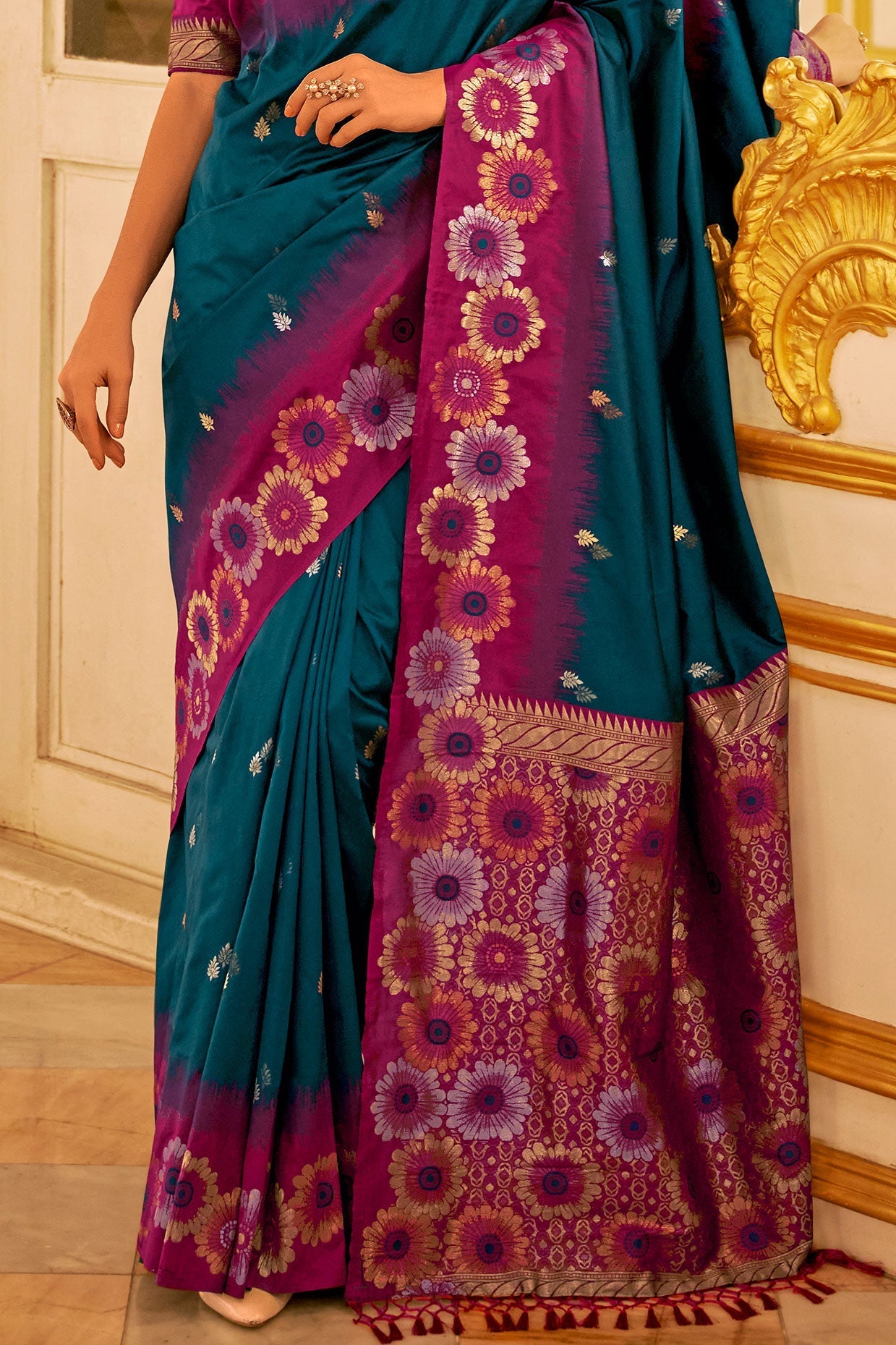 blue-woven-banarasi-silk-saree-zb131347_3_SareeButa.com