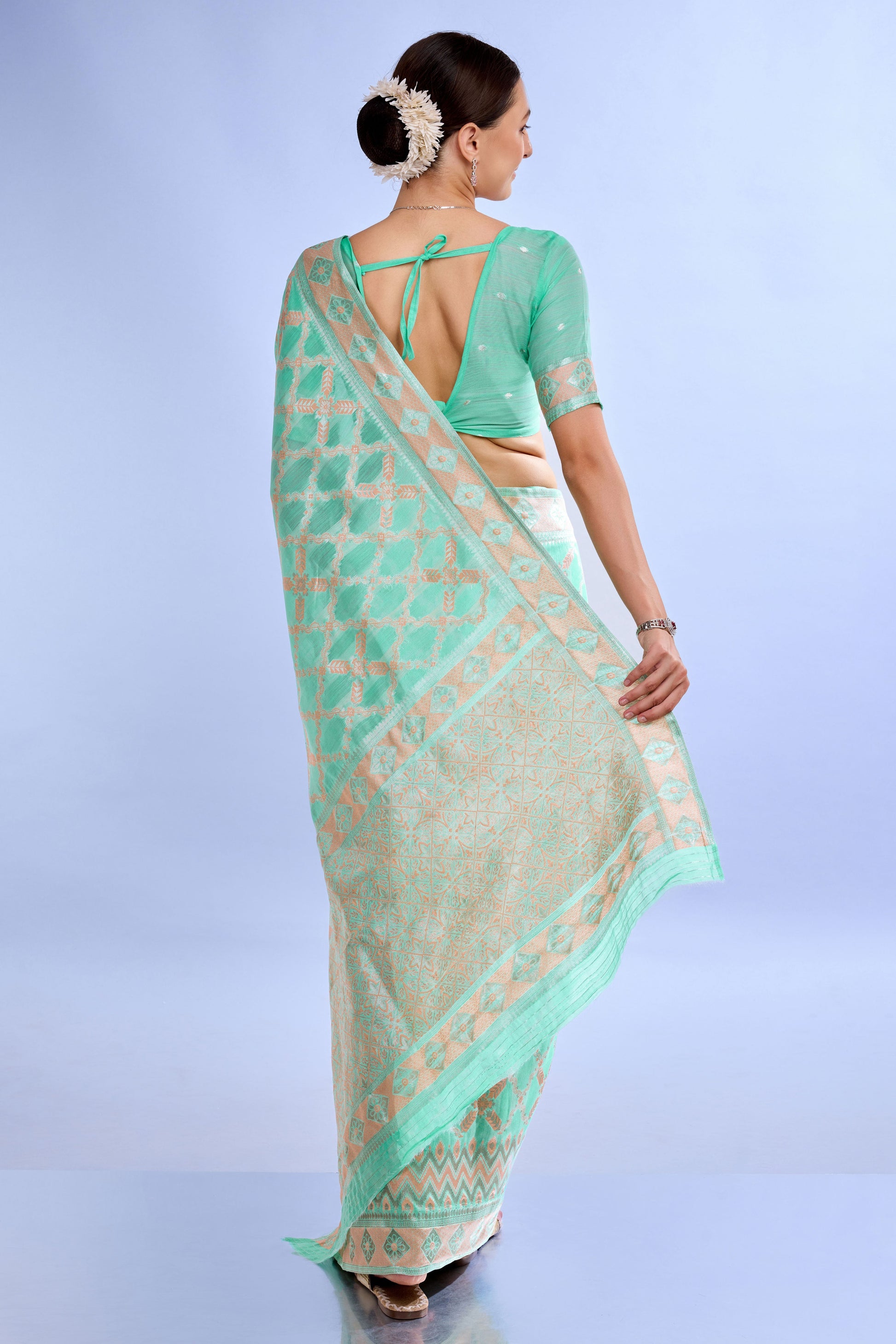 blue-woven-linen-saree-zb132202_2_SareeButa.com