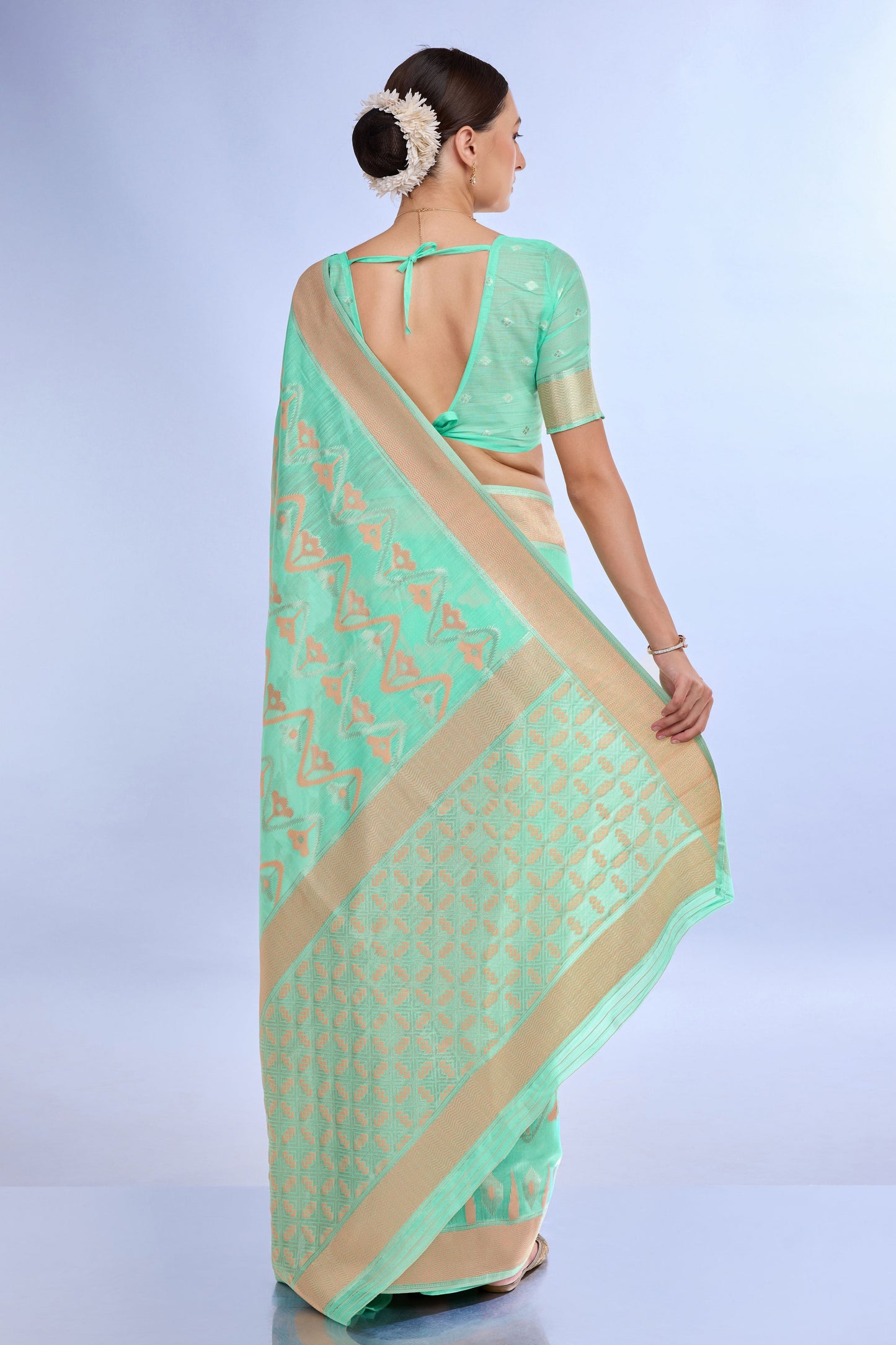 blue-woven-linen-saree-zb132214_2_SareeButa.com