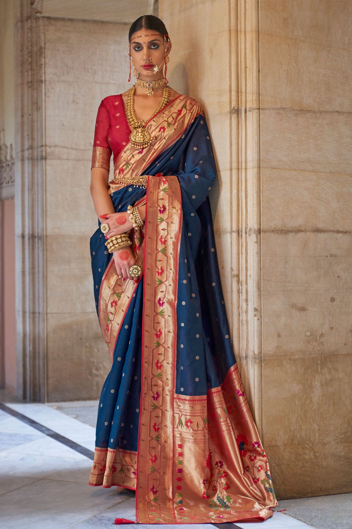 blue-woven-paithani-silk-saree-zb130987_1_SareeButa.com