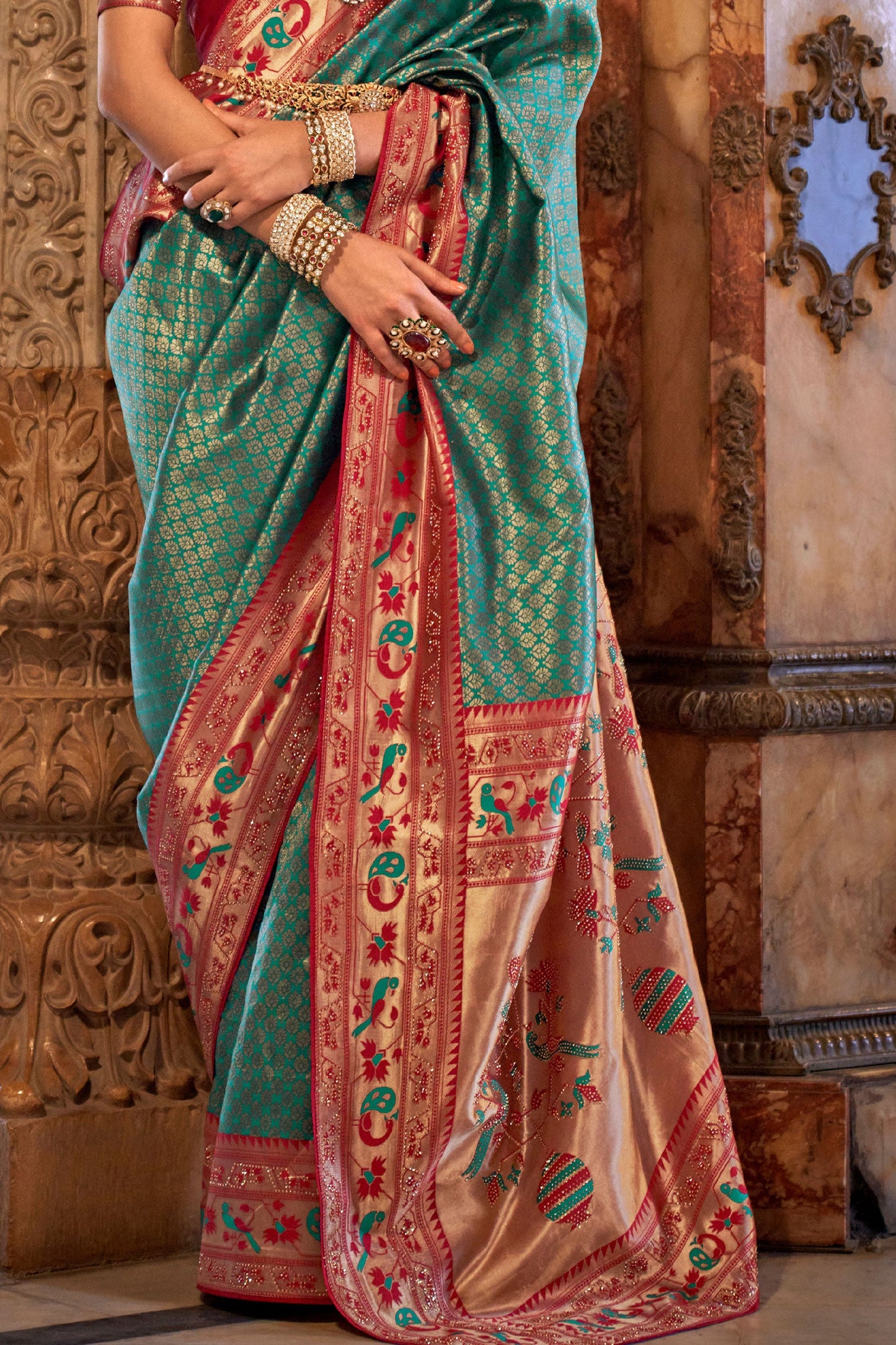 blue-woven-paithani-silk-saree-zb130994_3_SareeButa.com