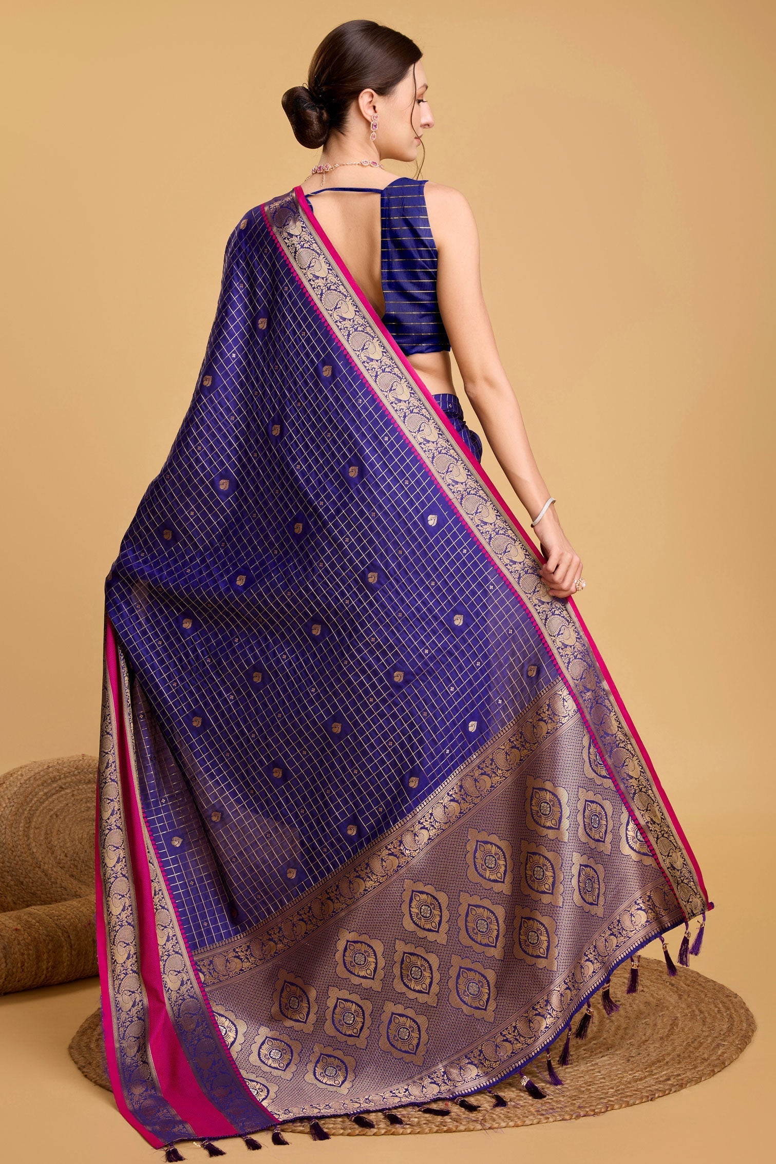 blue-woven-silk-saree-zb130543_3_SareeButa.com