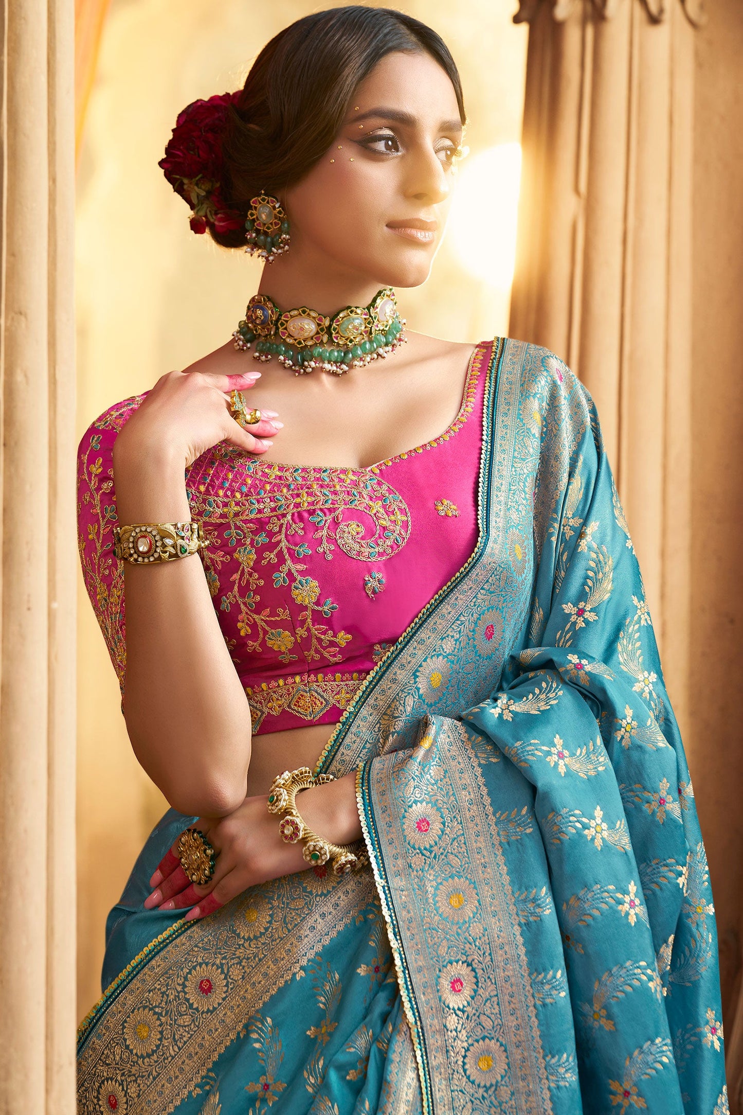 blue-woven-silk-saree-zb132738_2_SareeButa.com