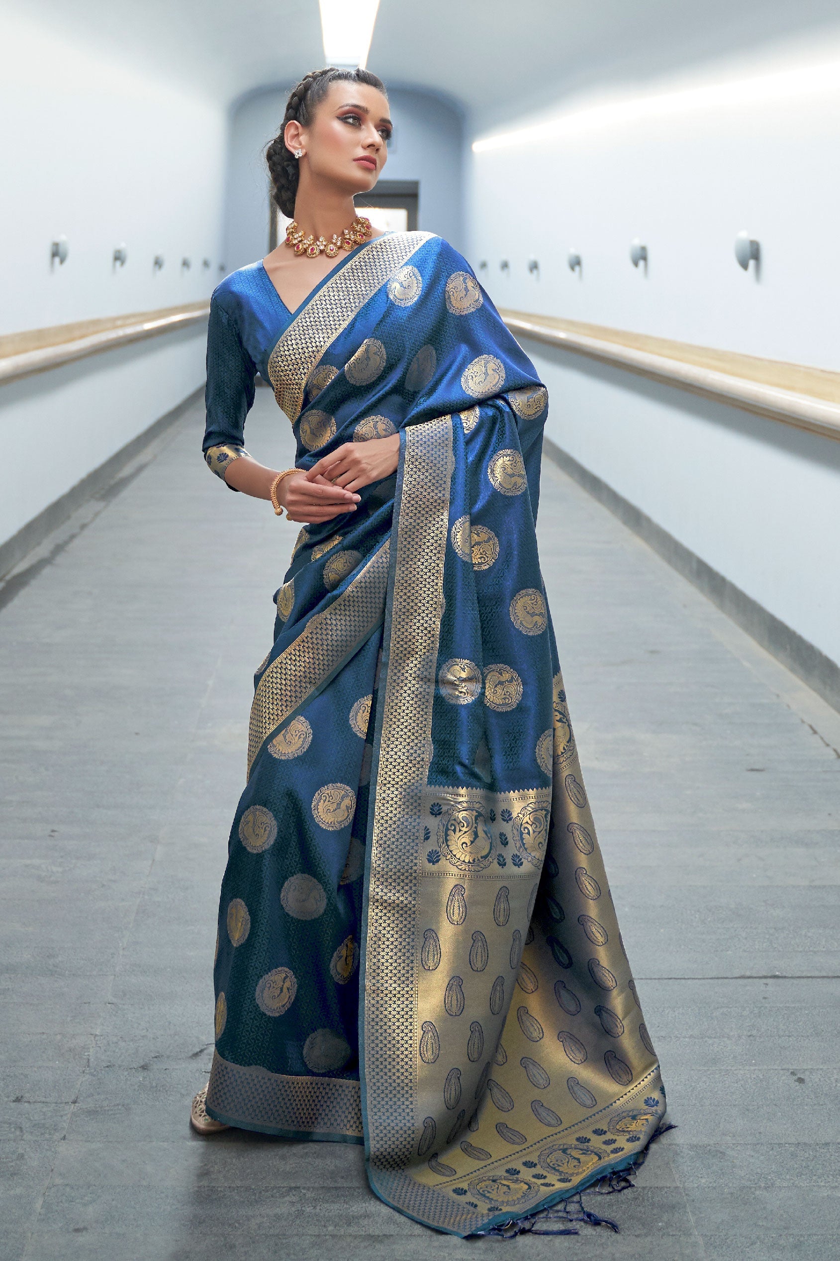 blue-woven-silk-saree-zb140069_1_SareeButa.com