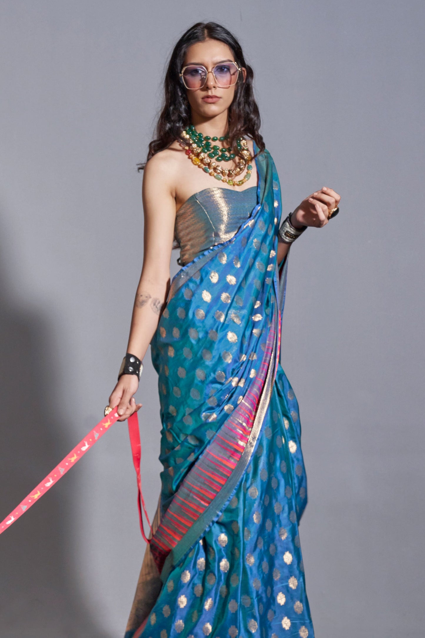 blue-woven-silk-saree-zb140533_2_SareeButa.com