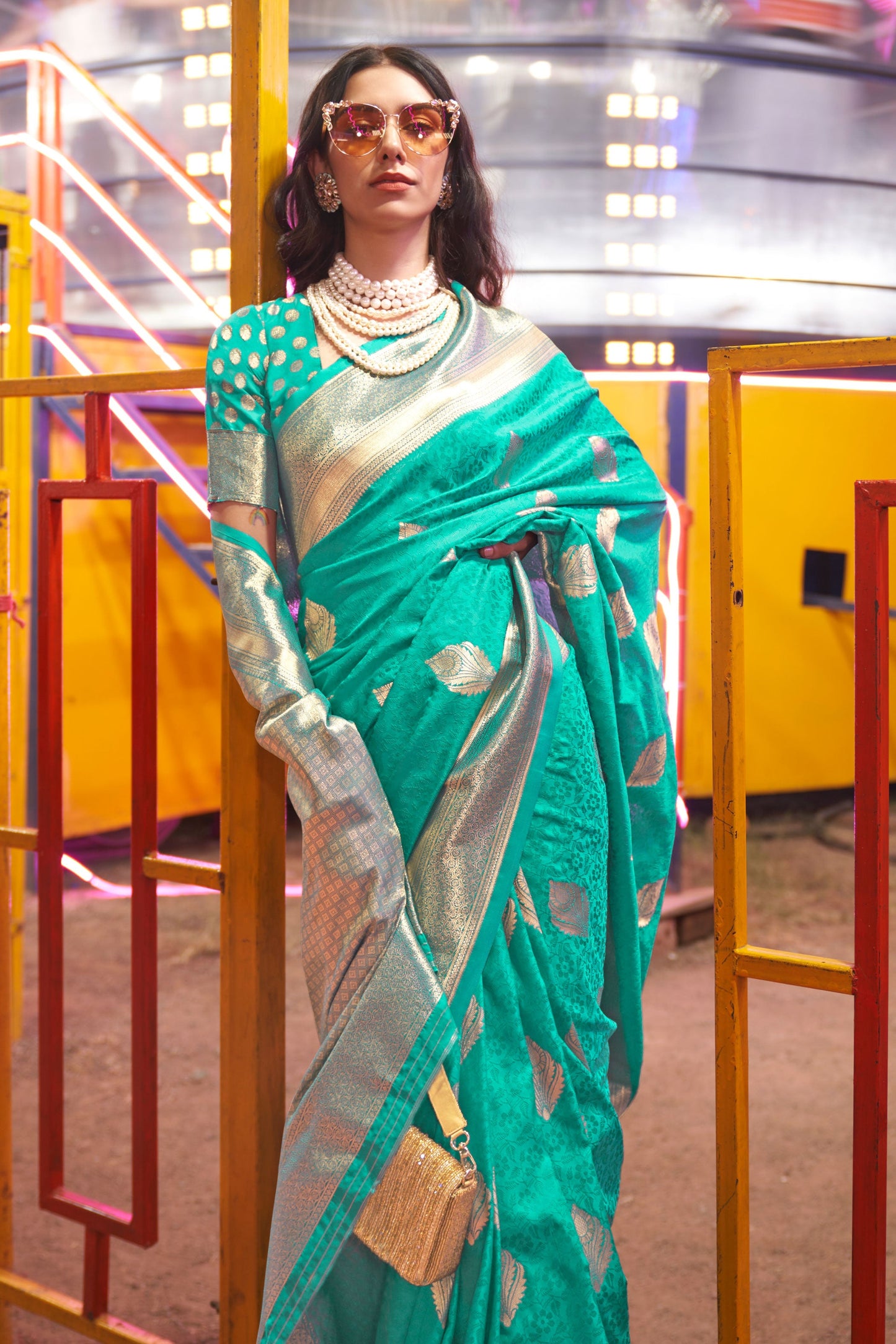 blue-woven-silk-saree-zb140563_2_SareeButa.com