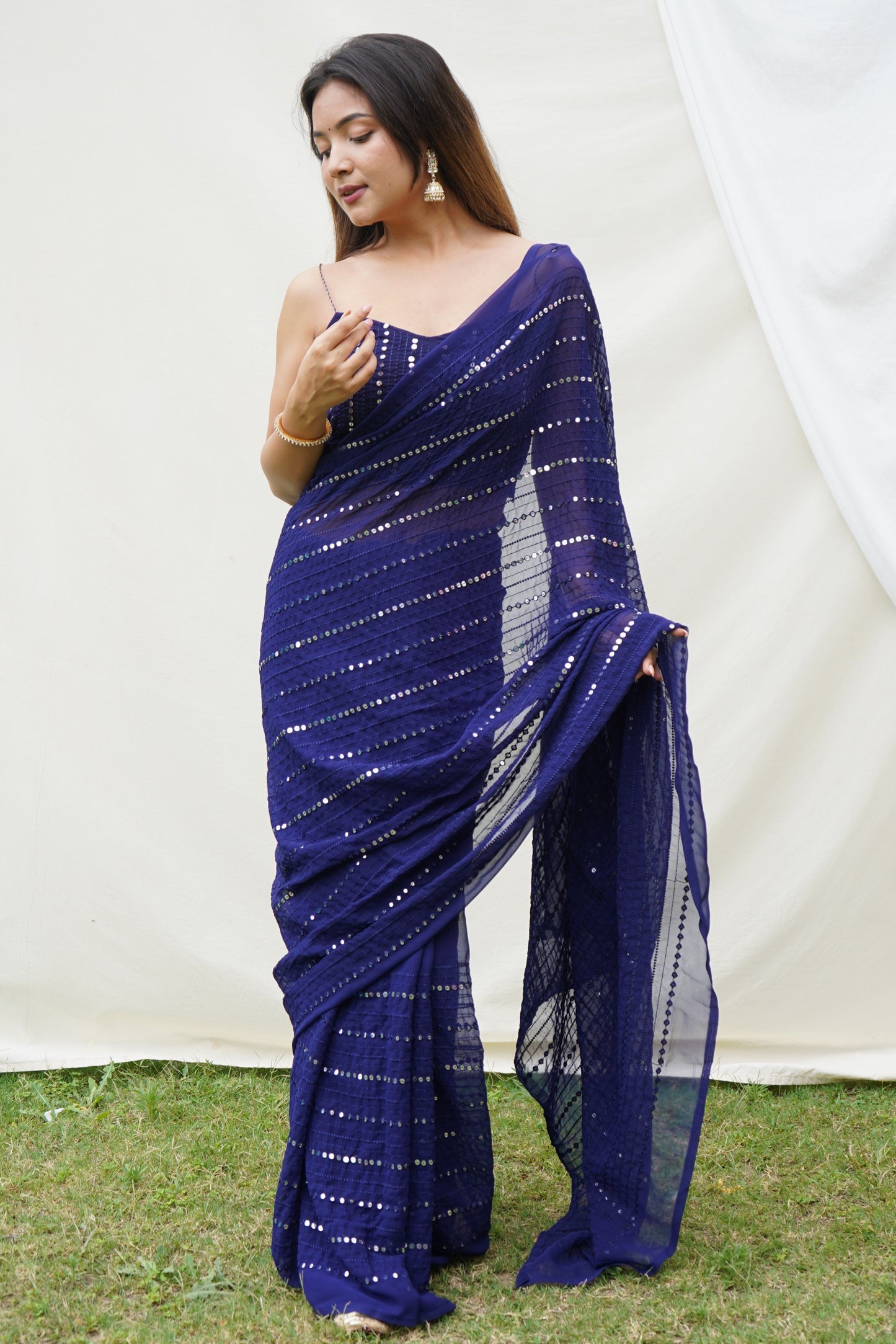 blue-embroidered-georgette-saree-zb131155_3_SareeButa.com