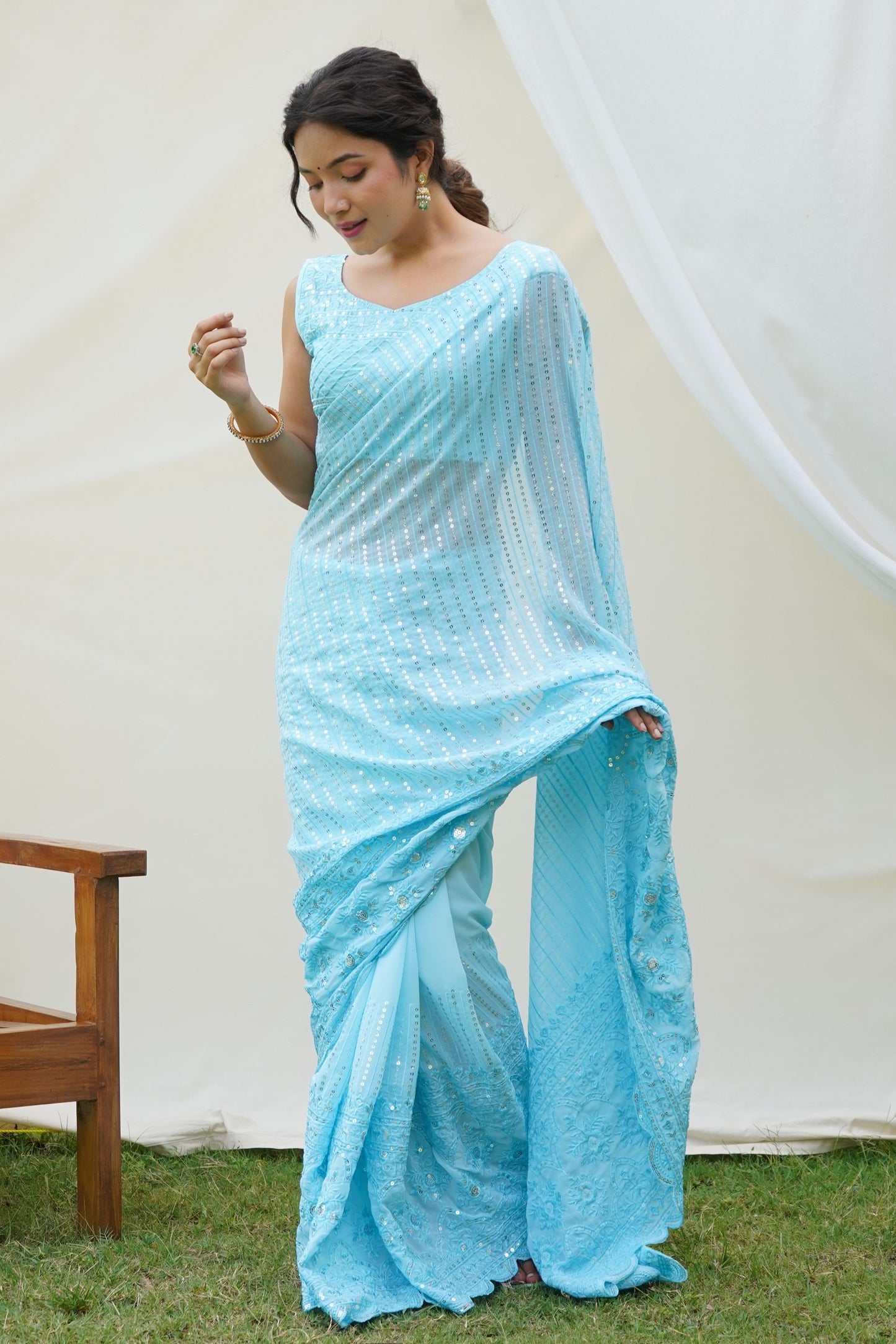 blue-embroidered-georgette-saree-zb131161_3_SareeButa.com