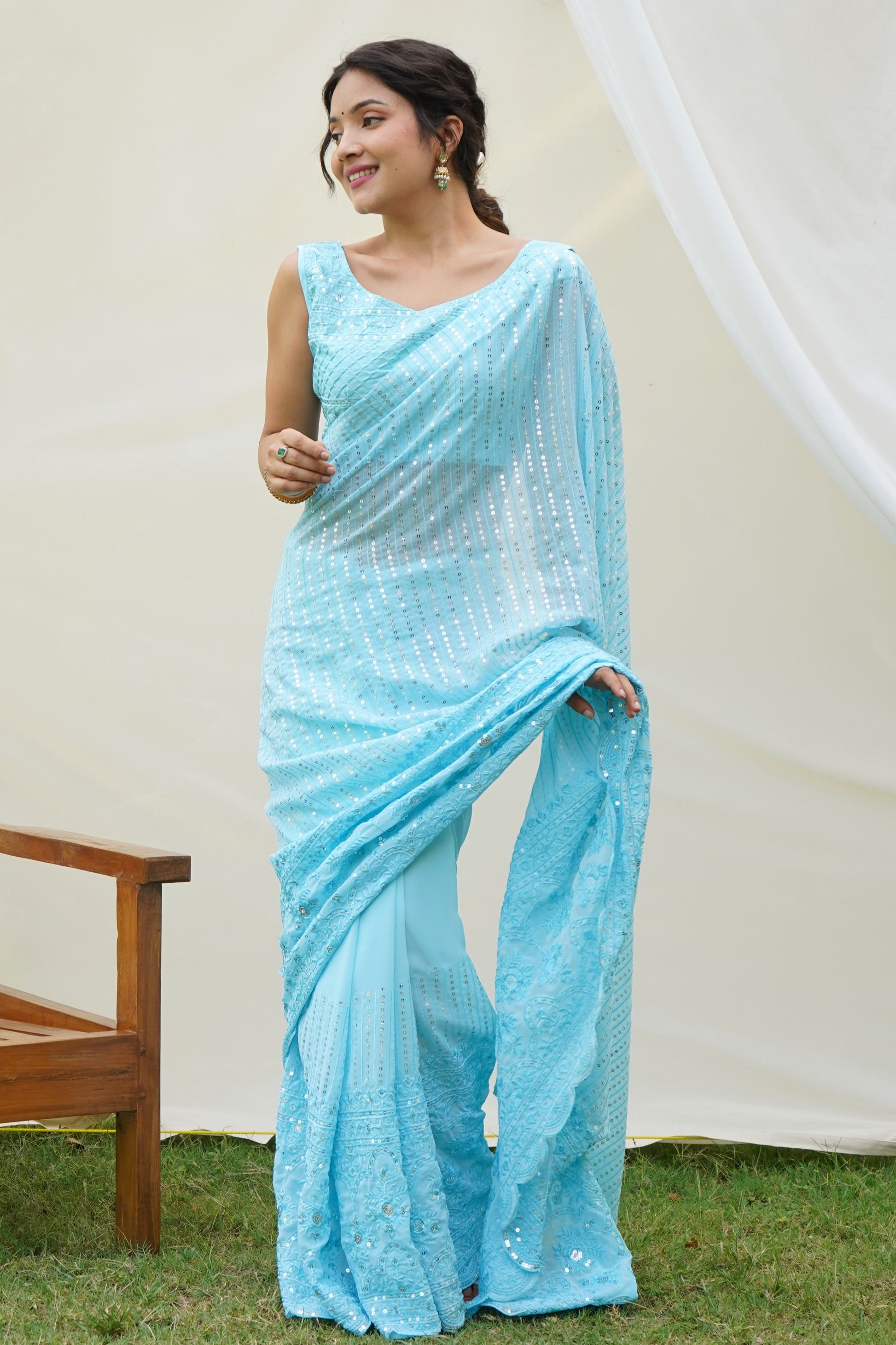 blue-embroidered-georgette-saree-zb131161_4_SareeButa.com