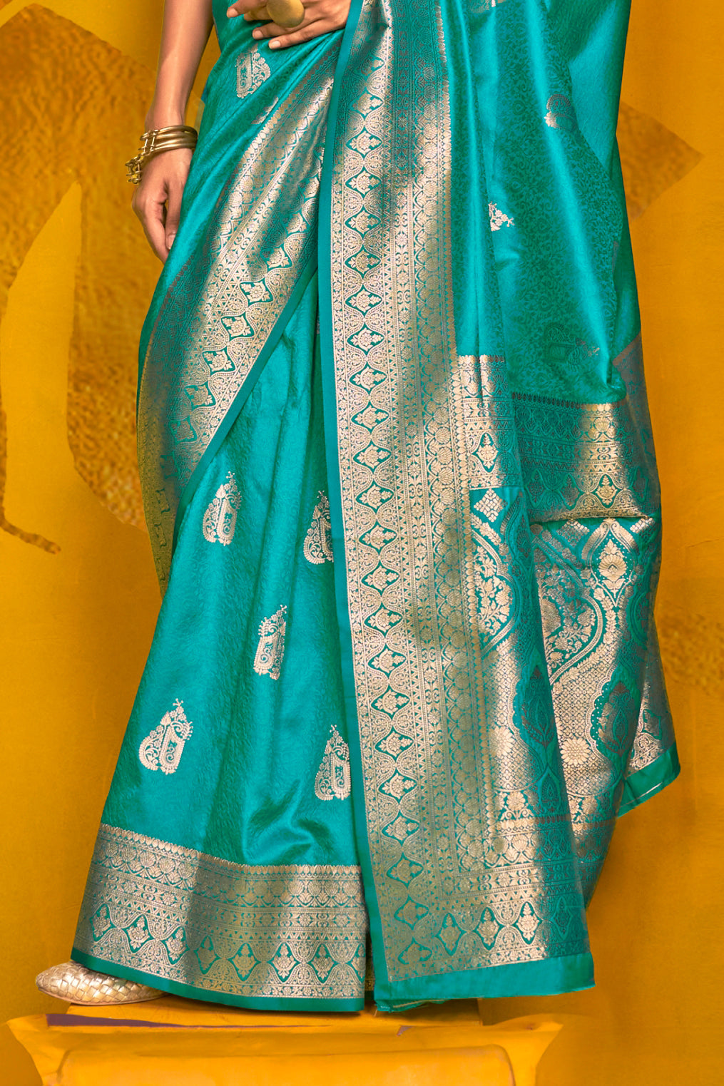 Blue 2-Tone Zari Weaving Silk Saree-ZB134062_4_SareeButa.com