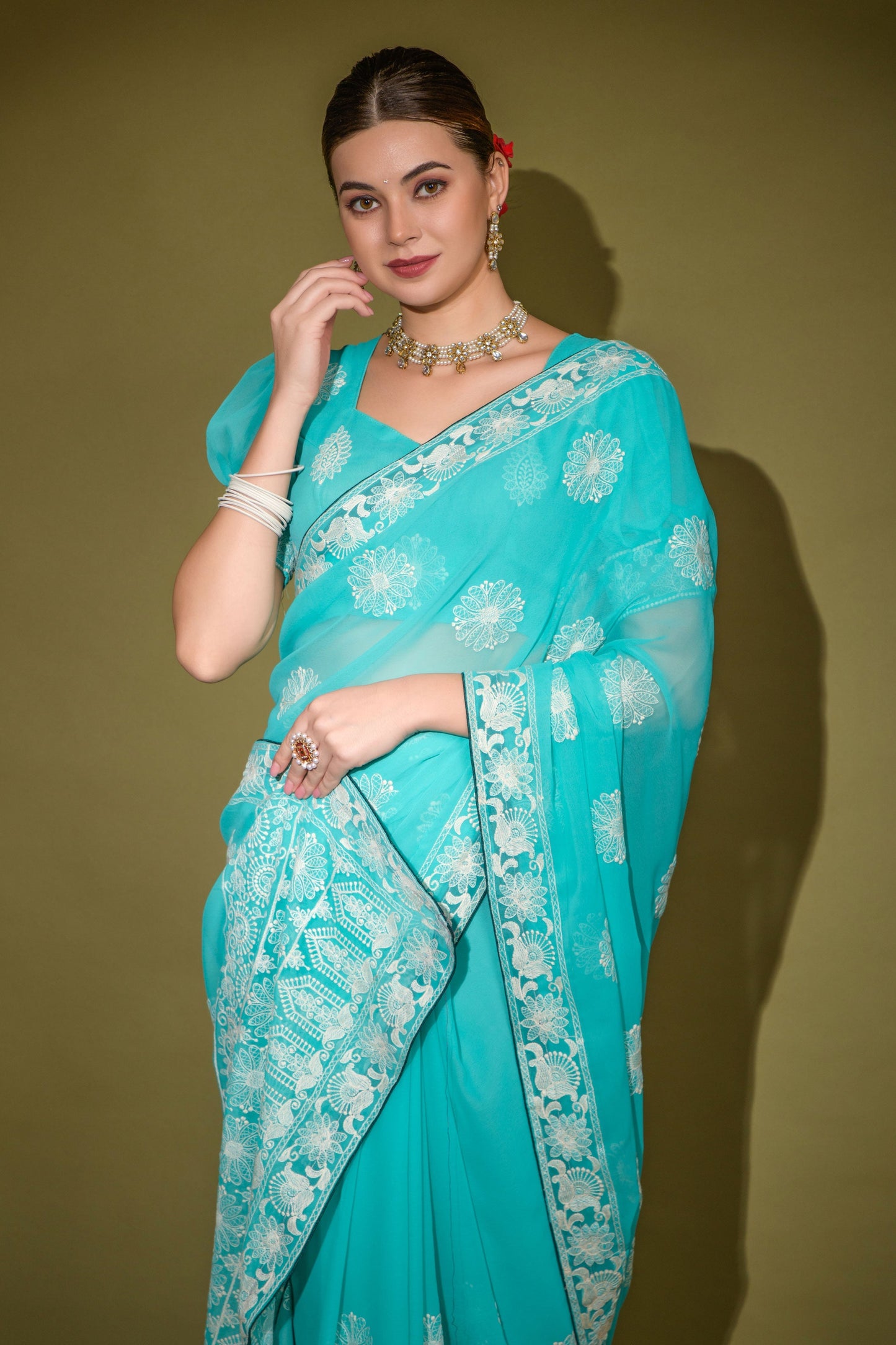 blue-geogette-chikankari-saree-zb131367_3_SareeButa.com