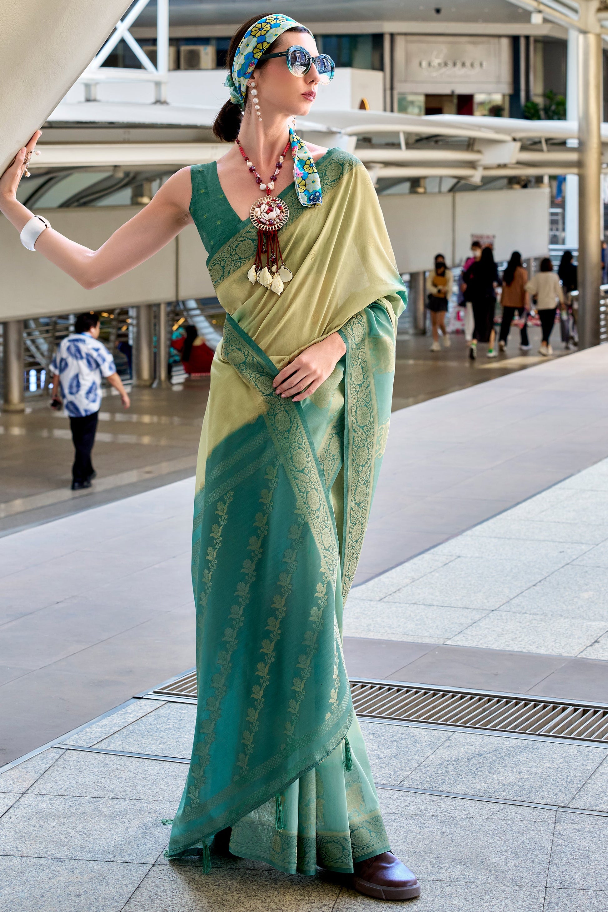 Blue Green Jacqaurd Silk Saree-ZB133852_3_SareeButa.com