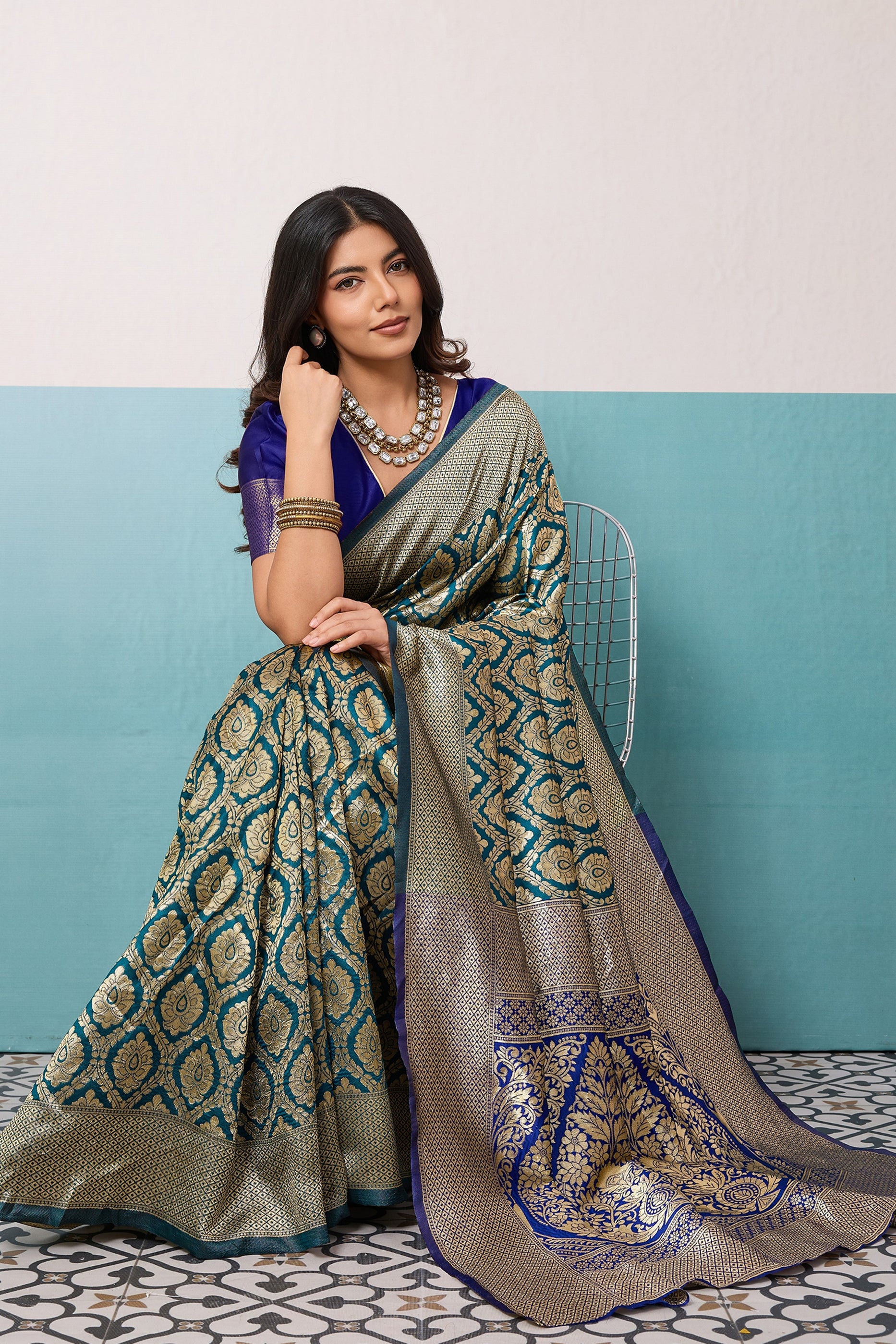 Blue Green Woven Silk Saree-SAR12521_3_SareeButa.com