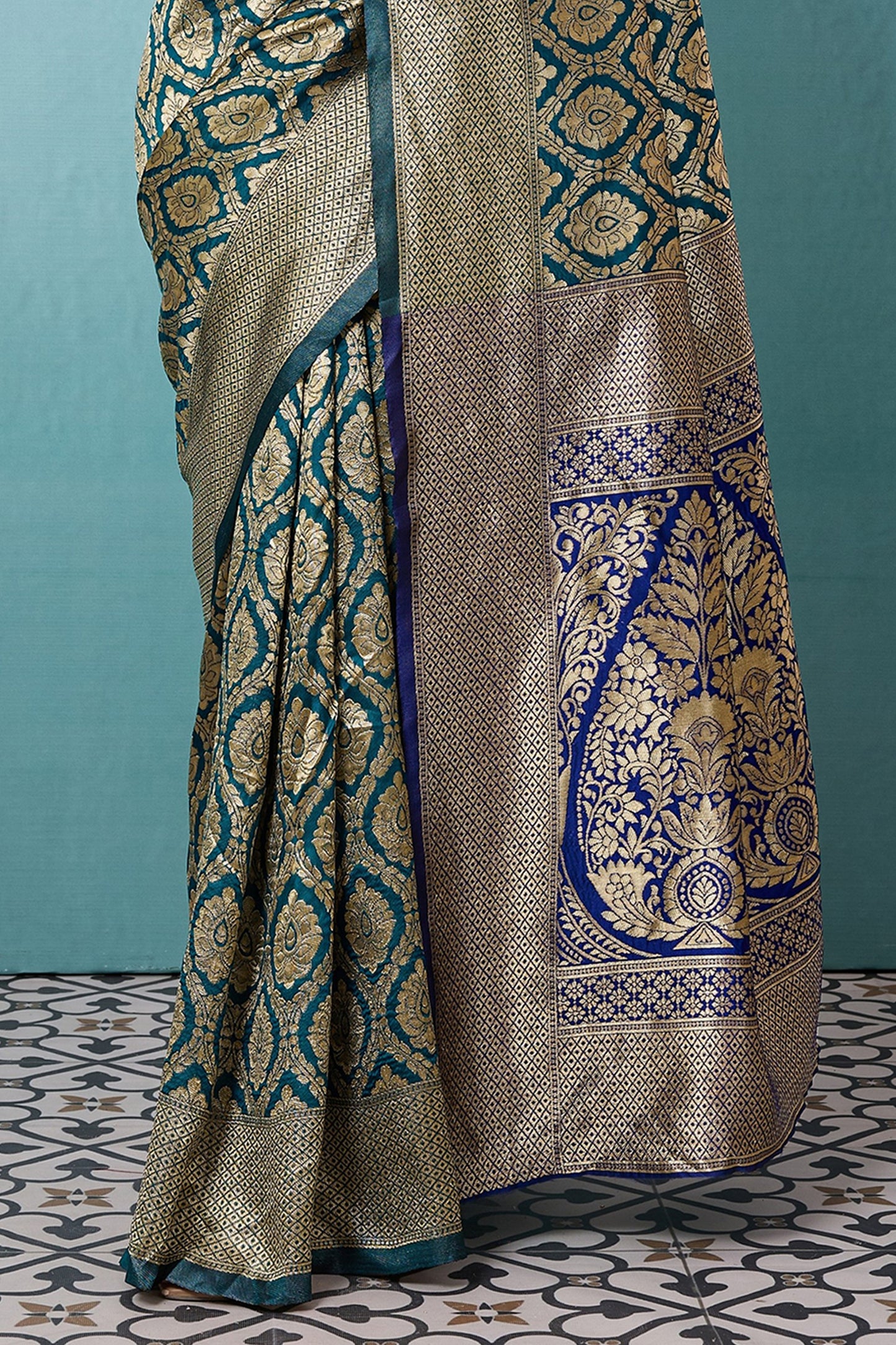 Blue Green Woven Silk Saree-SAR12521_5_SareeButa.com