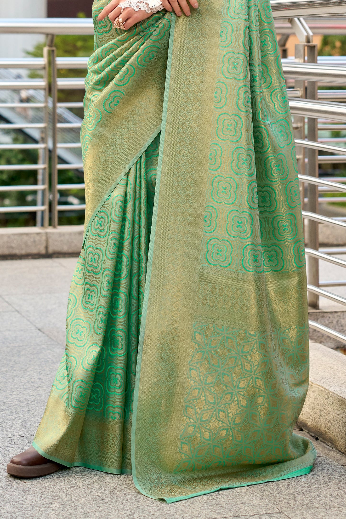 Blue Green Woven Silk Saree-ZB134040_4_SareeButa.com