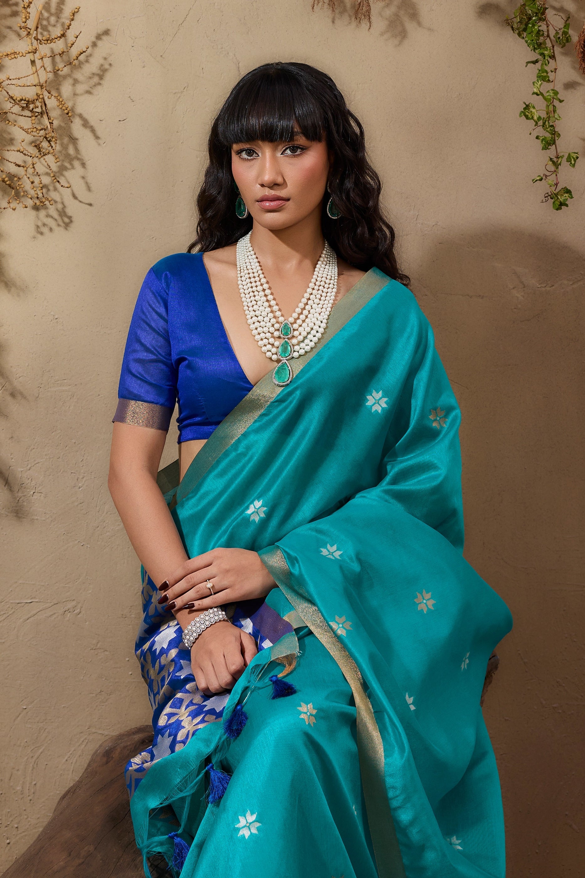 Blue Green Woven Tussar Silk Saree-SAR11239_3_SareeButa.com
