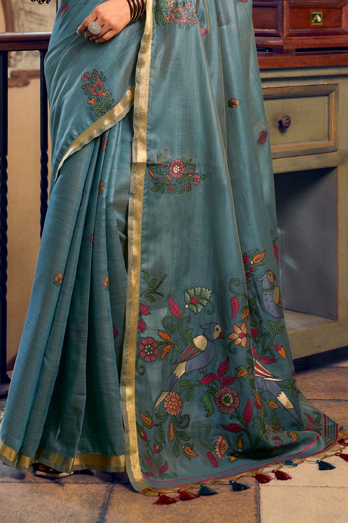 Blue Grey Cotton Saree with Kalamkari Motifs-SAR12948_4_SareeButa.com