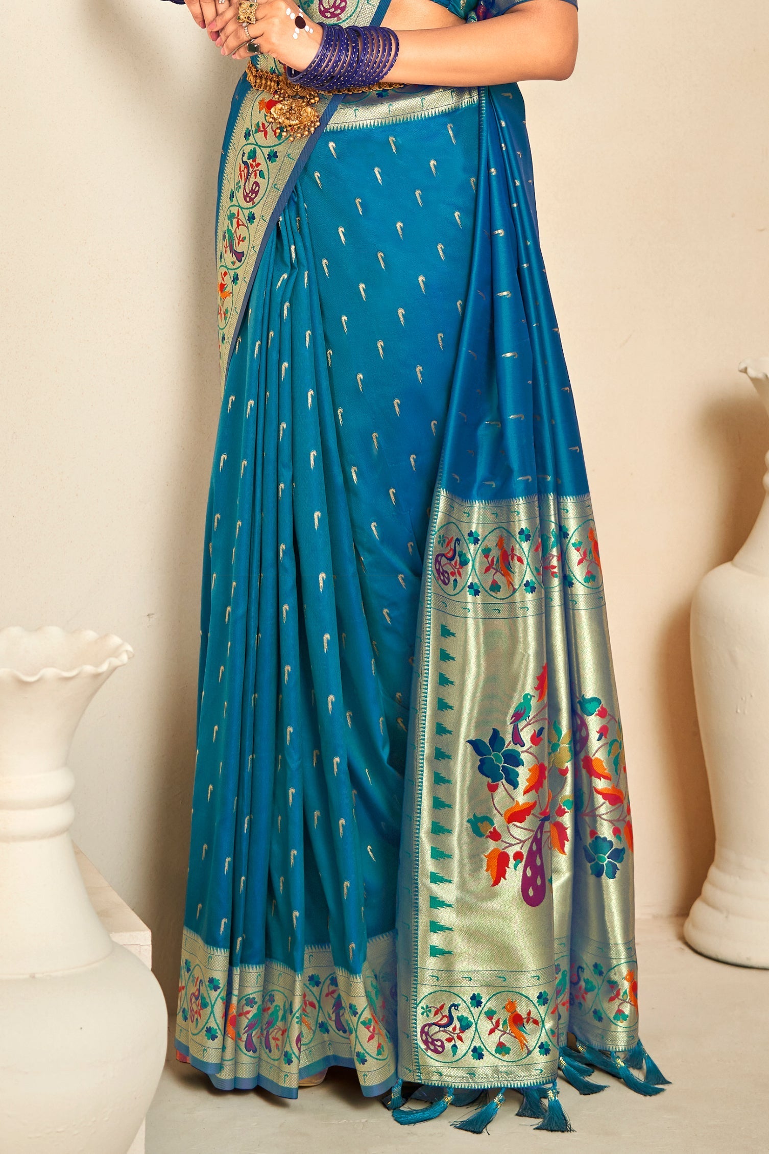 blue-silk-paithani-saree-zb132401_3_SareeButa.com