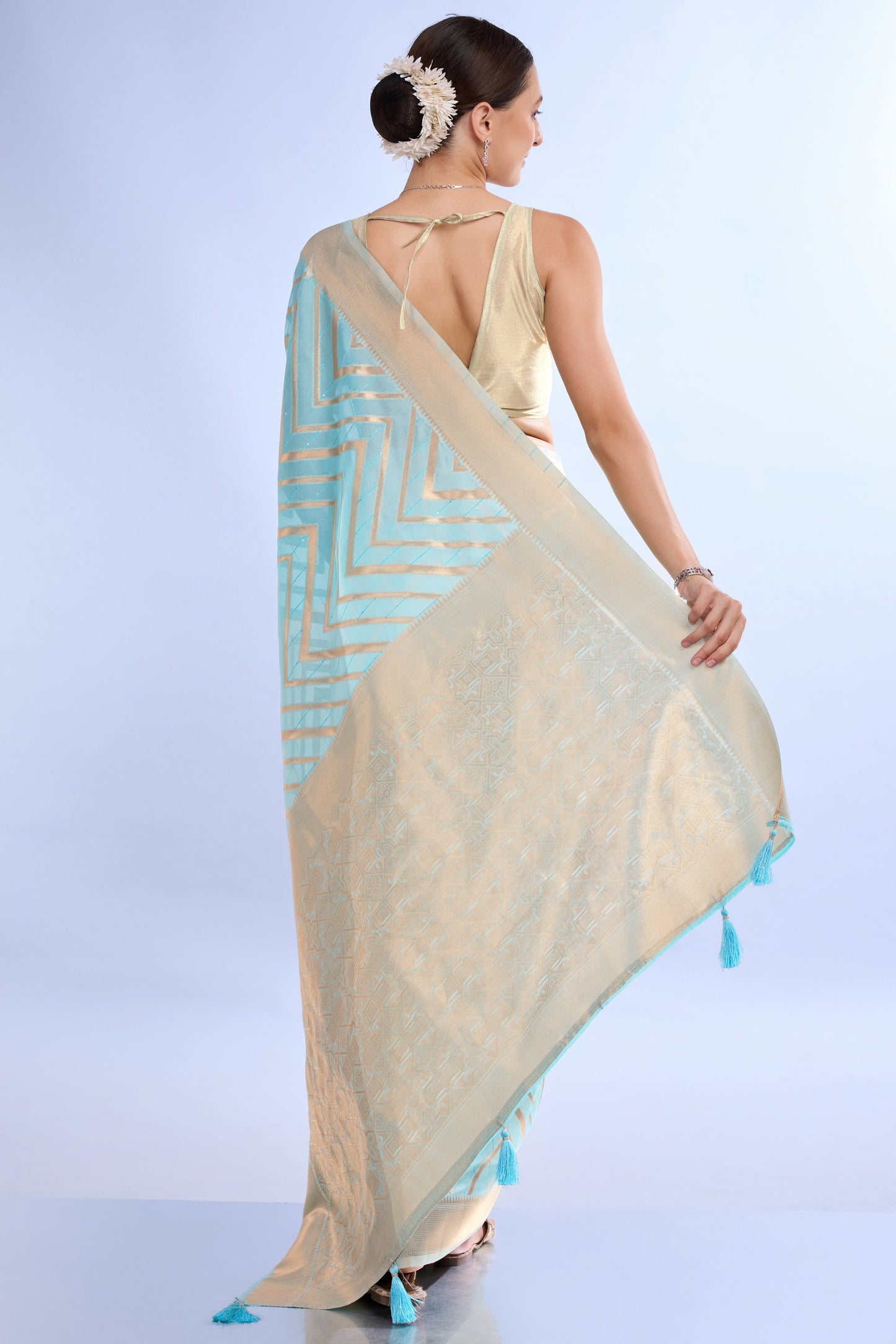 blue-woven-organza-saree-zb132174_4_SareeButa.com