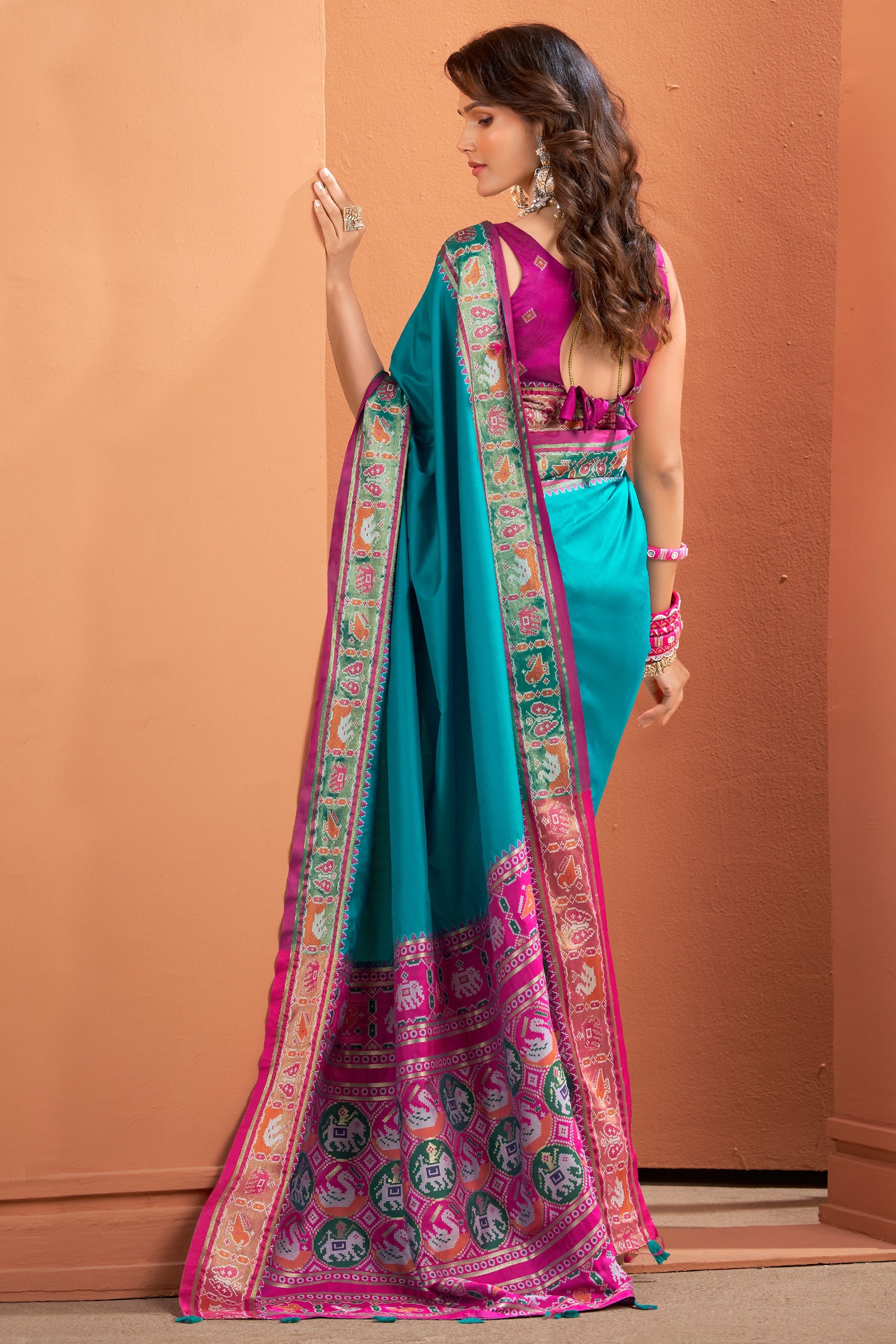 Blue Woven Patola Silk Saree-SAR10038_3_SareeButa.com