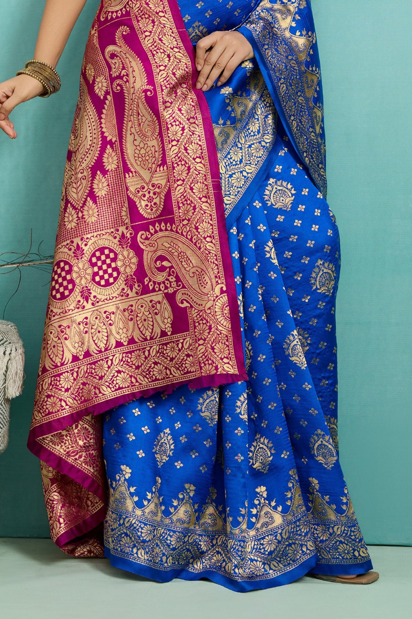 Blue Woven Silk Saree-SAR12515_5_SareeButa.com