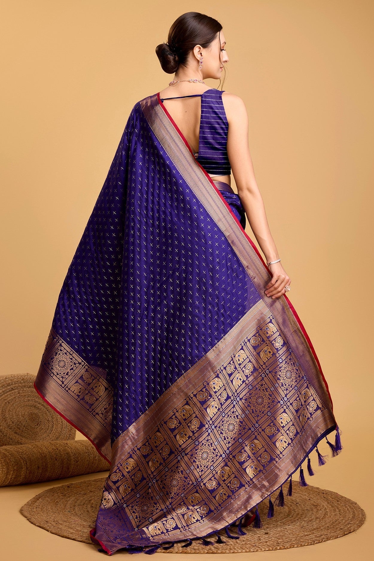 blue-woven-silk-saree-zb130539_3_SareeButa.com