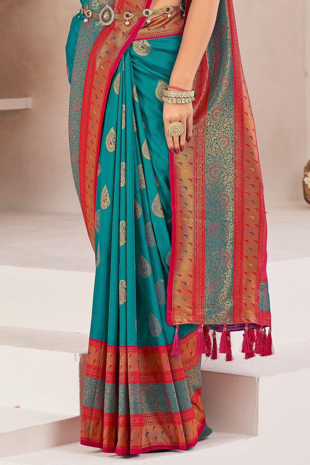 blue-woven-silk-saree-zb132371_3_SareeButa.com