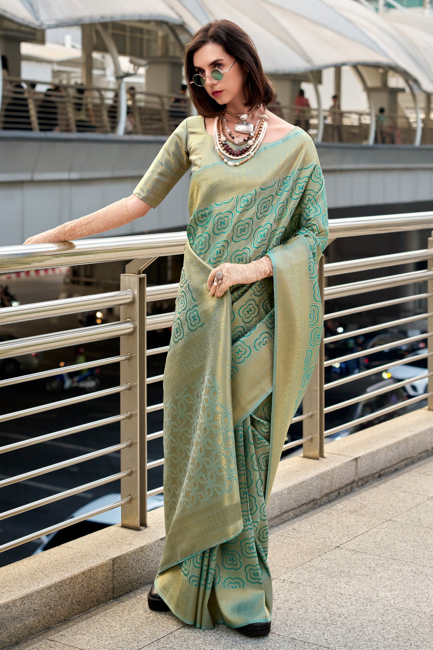 Blue Woven Silk Saree-ZB134045_3_SareeButa.com