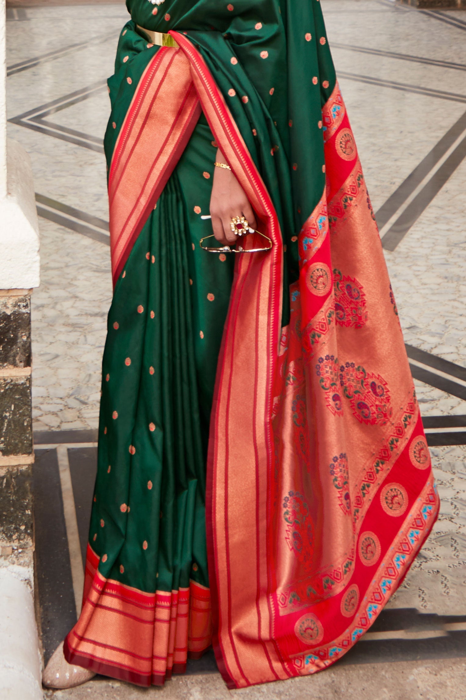 bottle-green-paithani-saree-zb131939_3_SareeButa.com