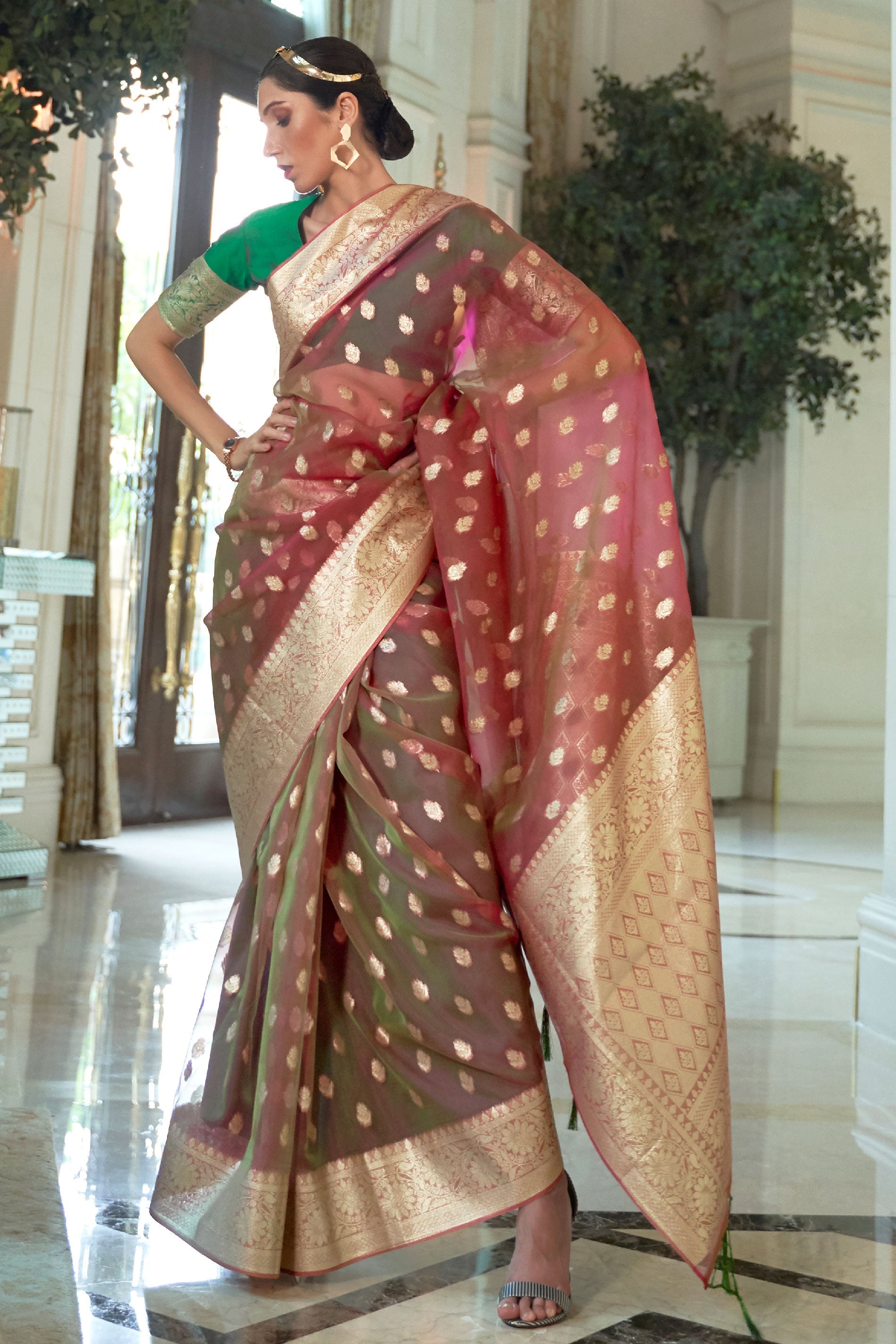 2-tone-pink-woven-organza-saree-zb131275_1_SareeButa.com