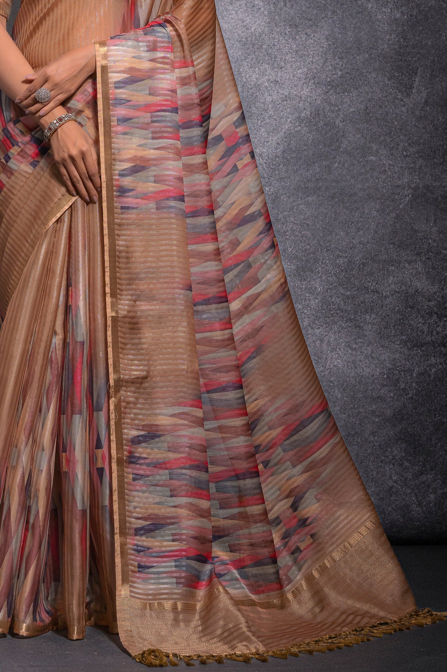 brown-printed-linen-silk-saree-zb132507_4_SareeButa.com