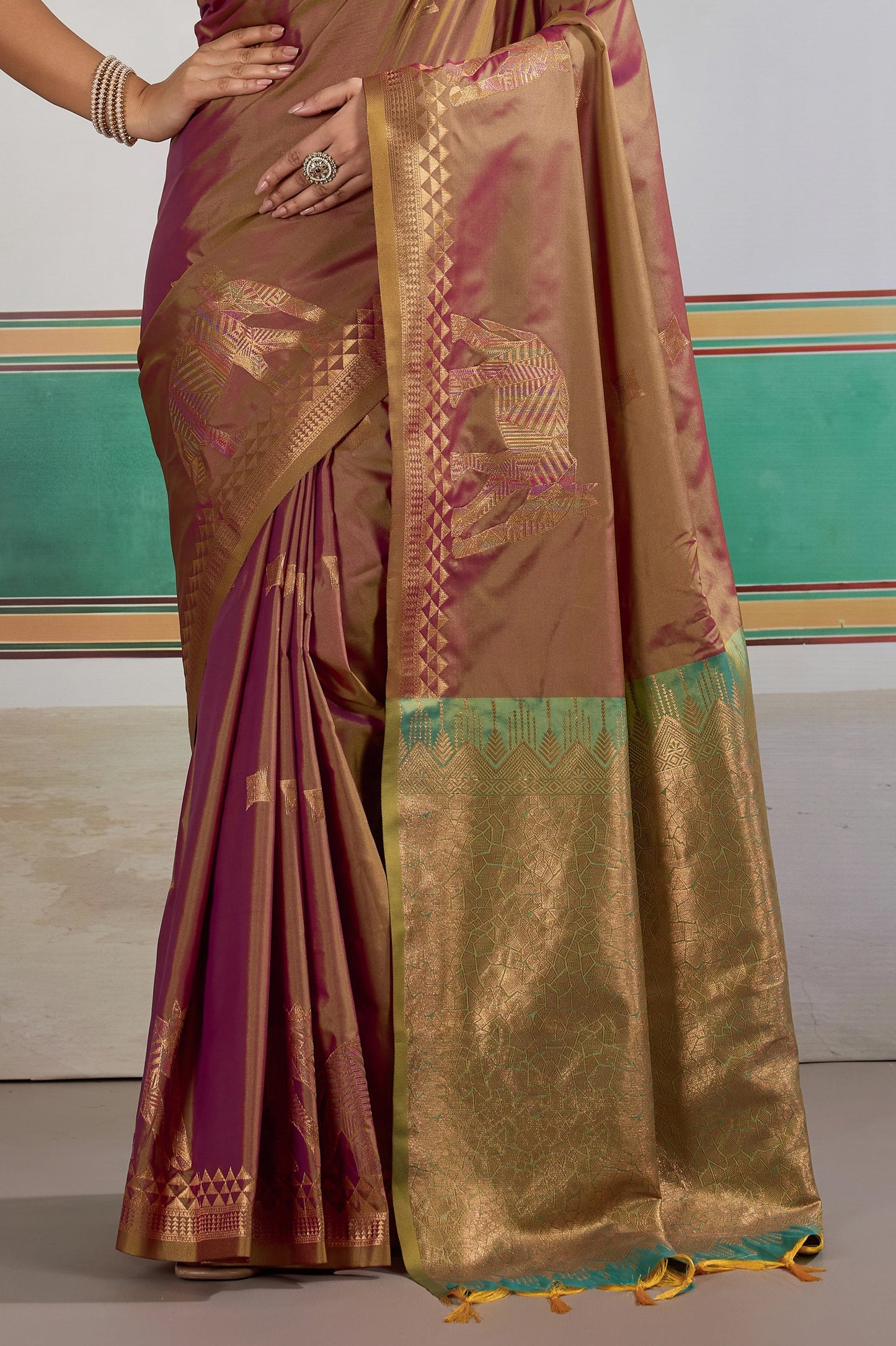 Brown Woven Silk Saree-SAR11471_5_SareeButa.com