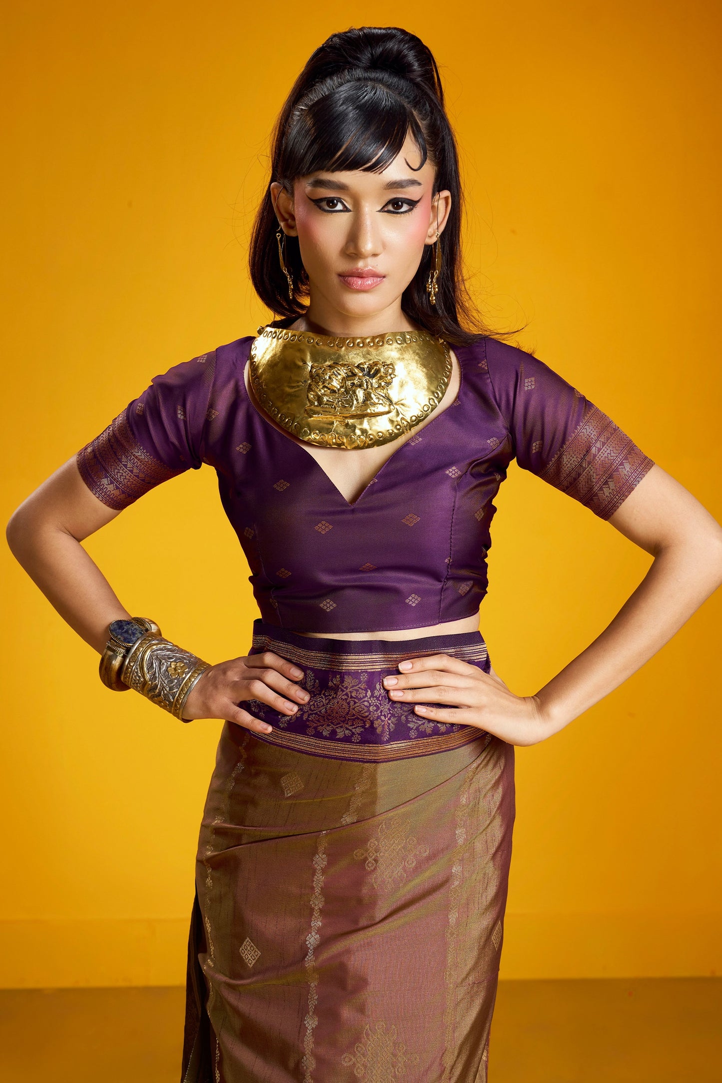 Brown Woven Silk Saree-SAR12367_4_SareeButa.com