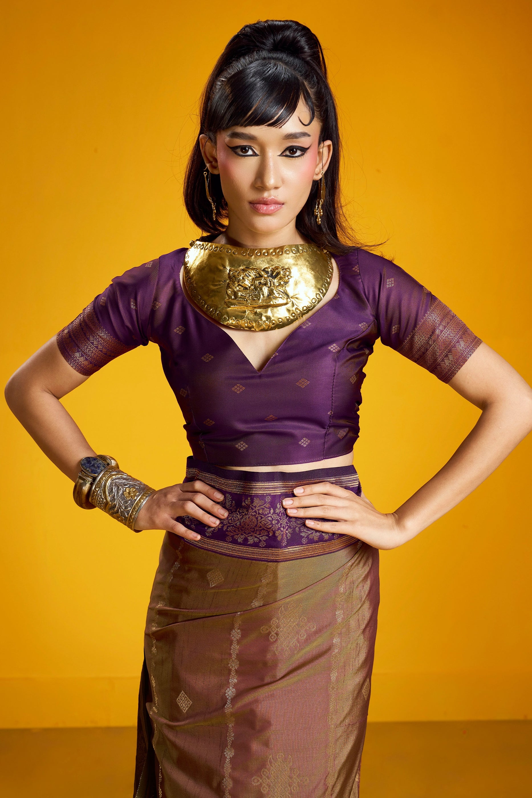 Brown Woven Silk Saree-SAR12367_4_SareeButa.com