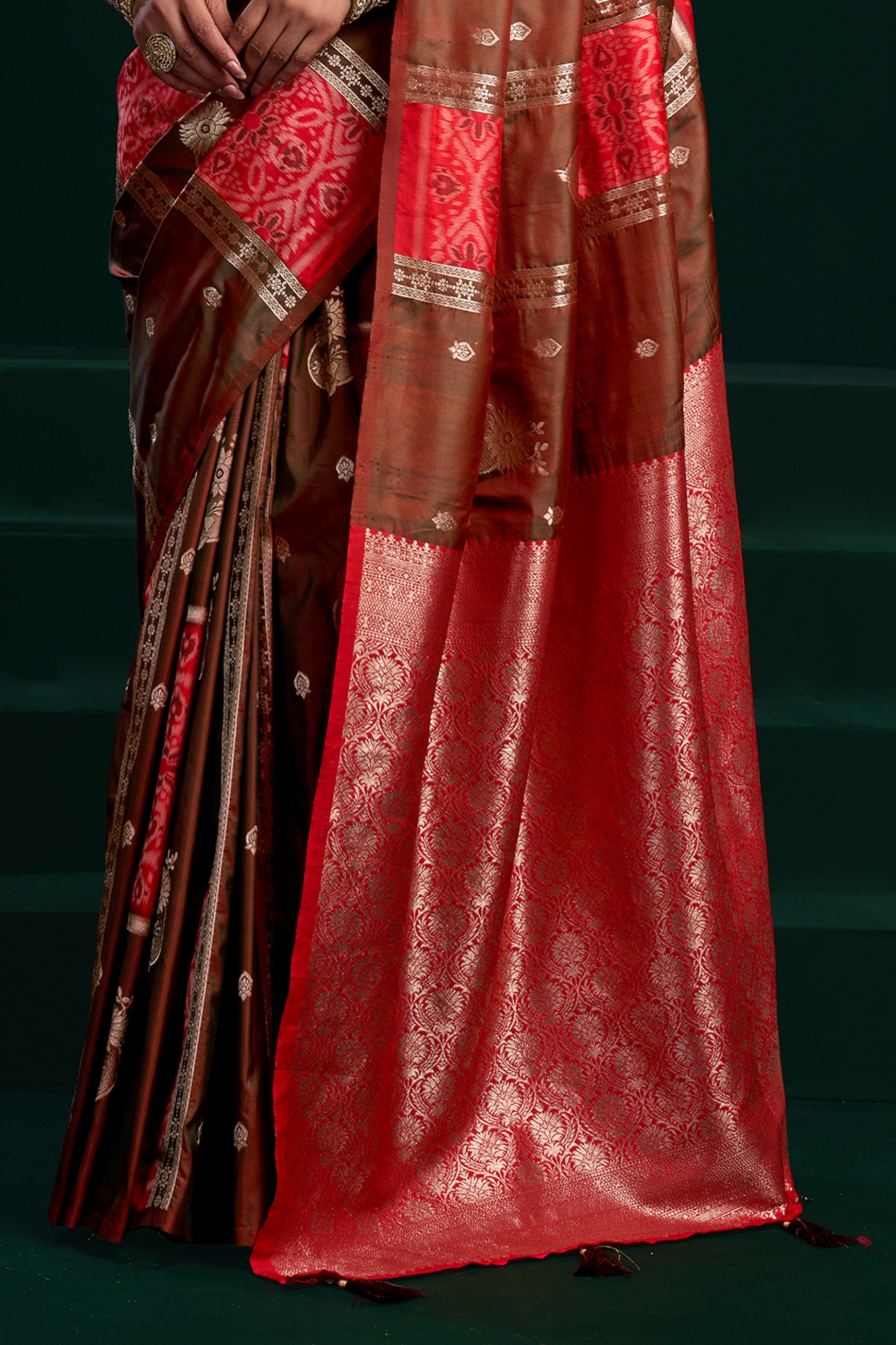 Brown Woven Silk Saree-SAR12702_5_SareeButa.com