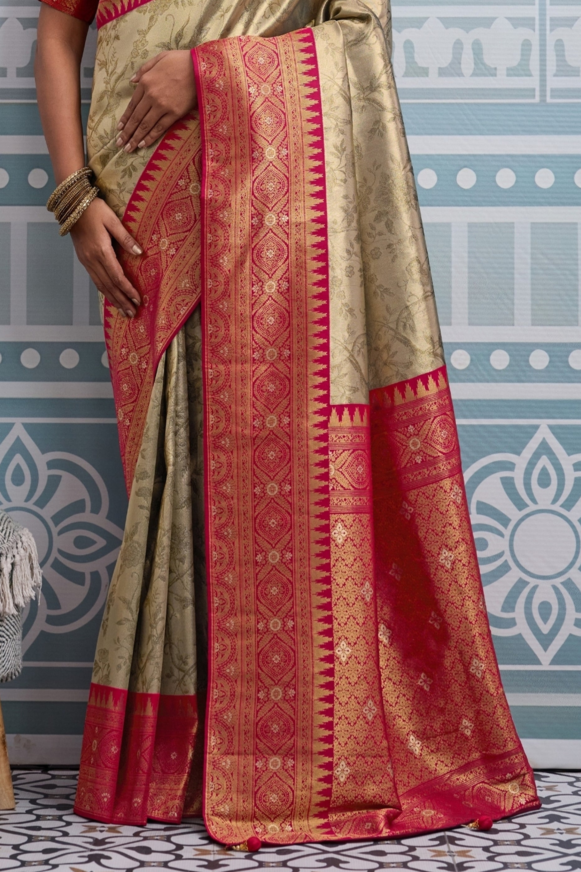 Brown and Red Woven Kanjivaram Silk Saree-SAR10381_5_SareeButa.com