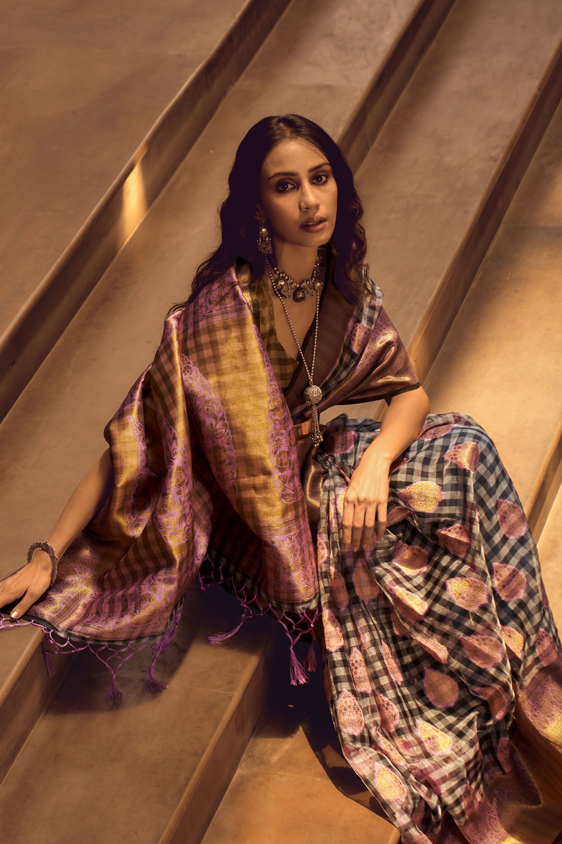 checkered-woven-organza-silk-saree-zb130632_3_SareeButa.com