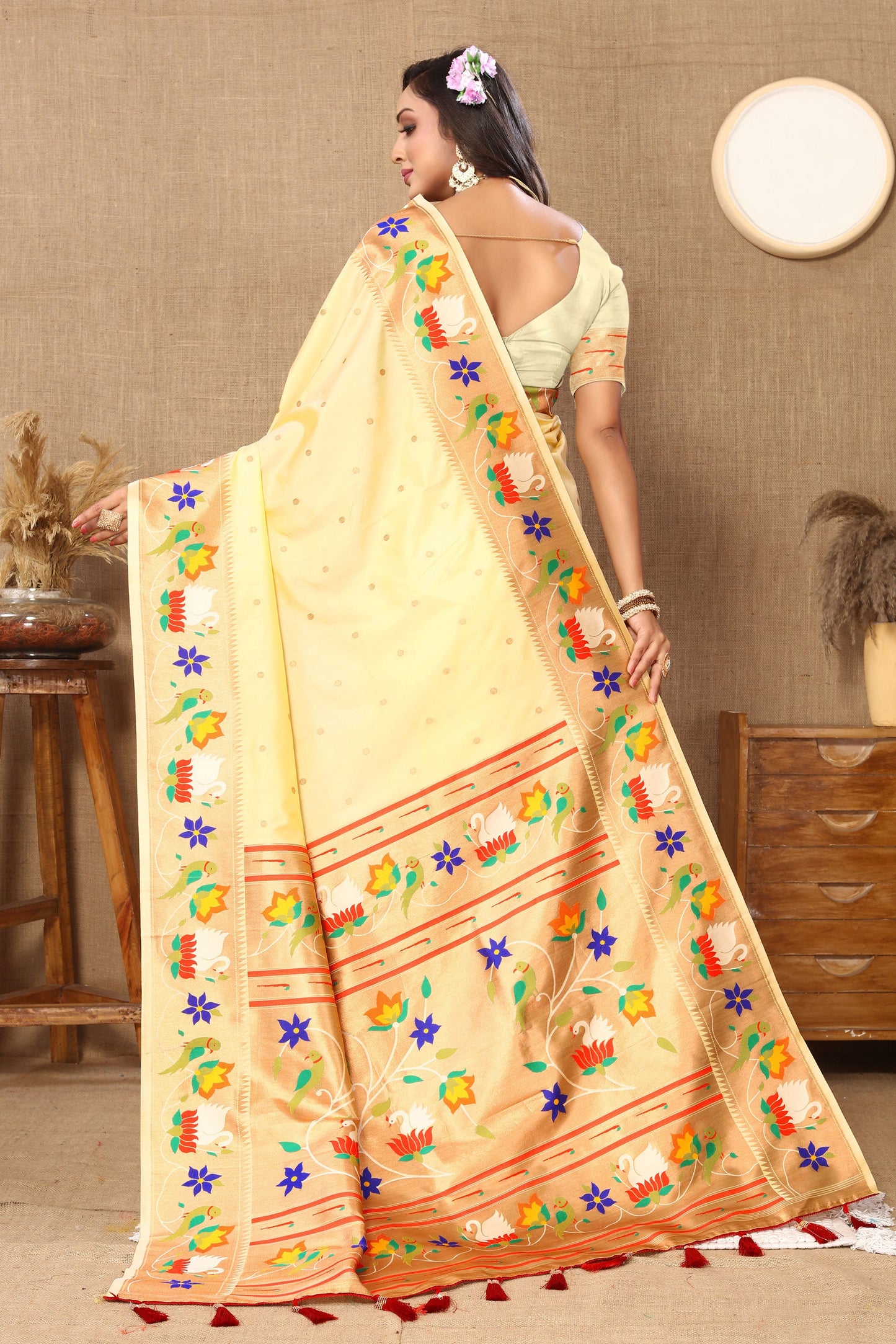 cream-paithani-silk-saree-zb131684_3_SareeButa.com