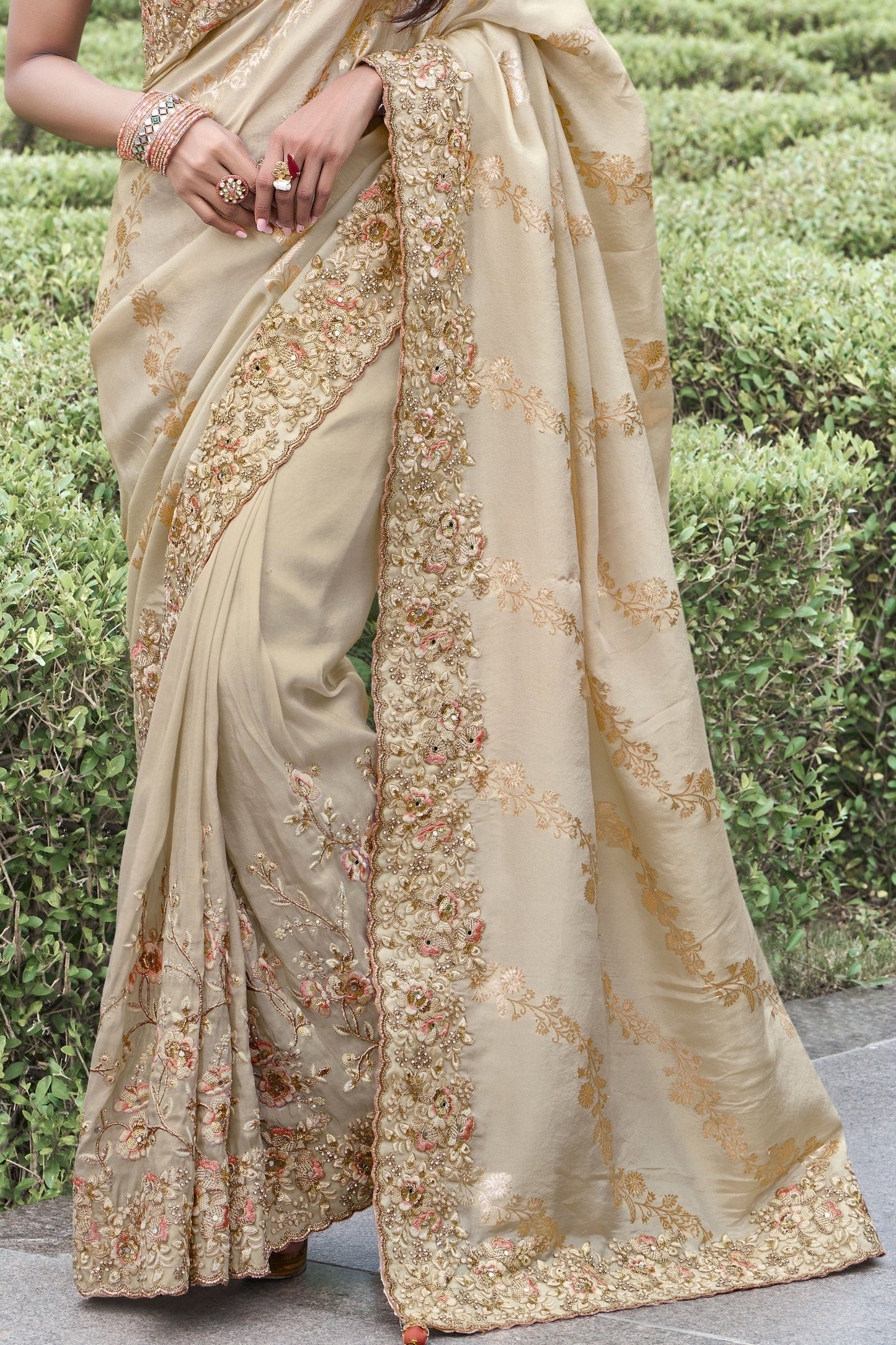 cream-pure-tissue-silk-saree-zb132854_4_SareeButa.com