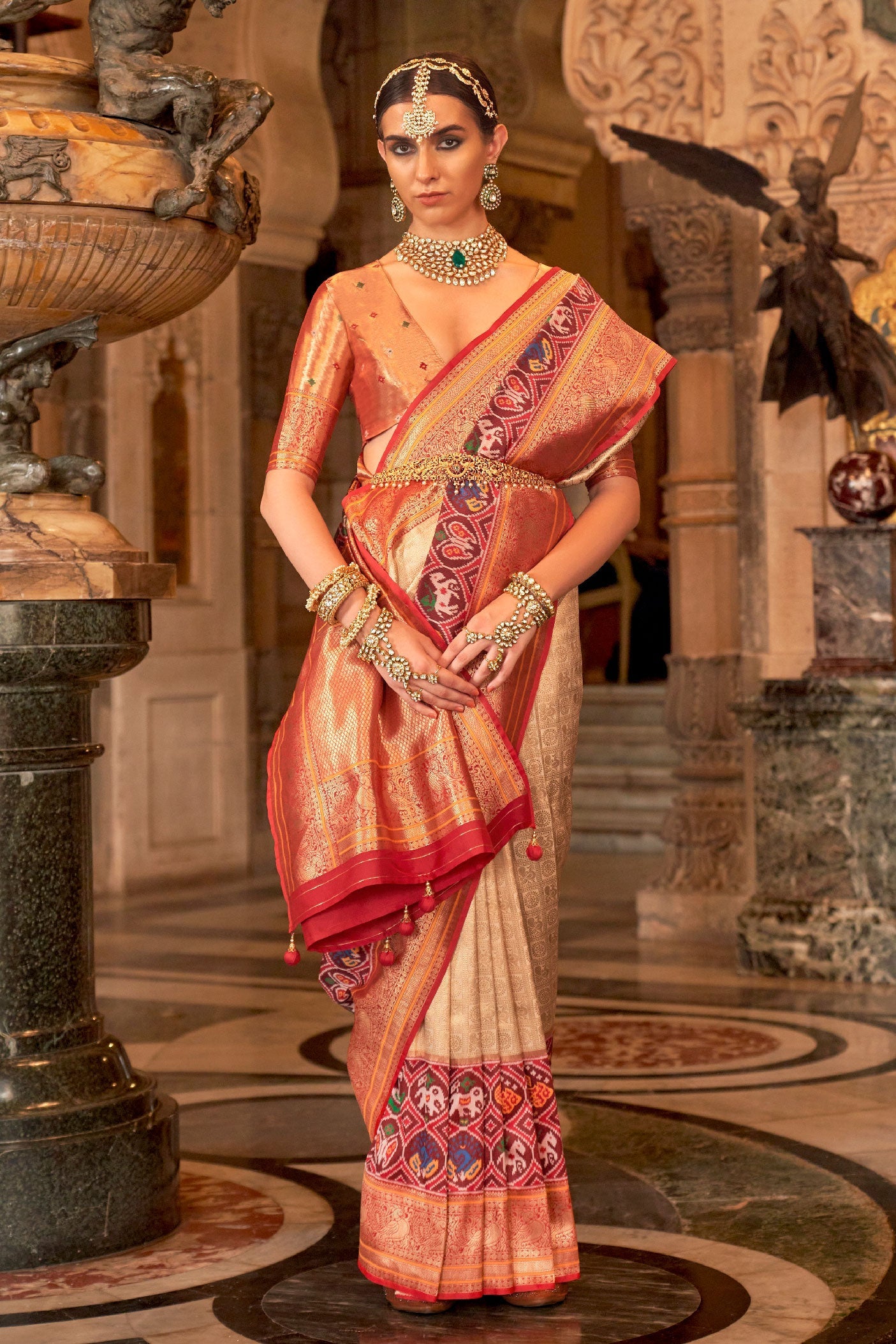 cream-woven-patola-silk-saree-zb130852_4_SareeButa.com