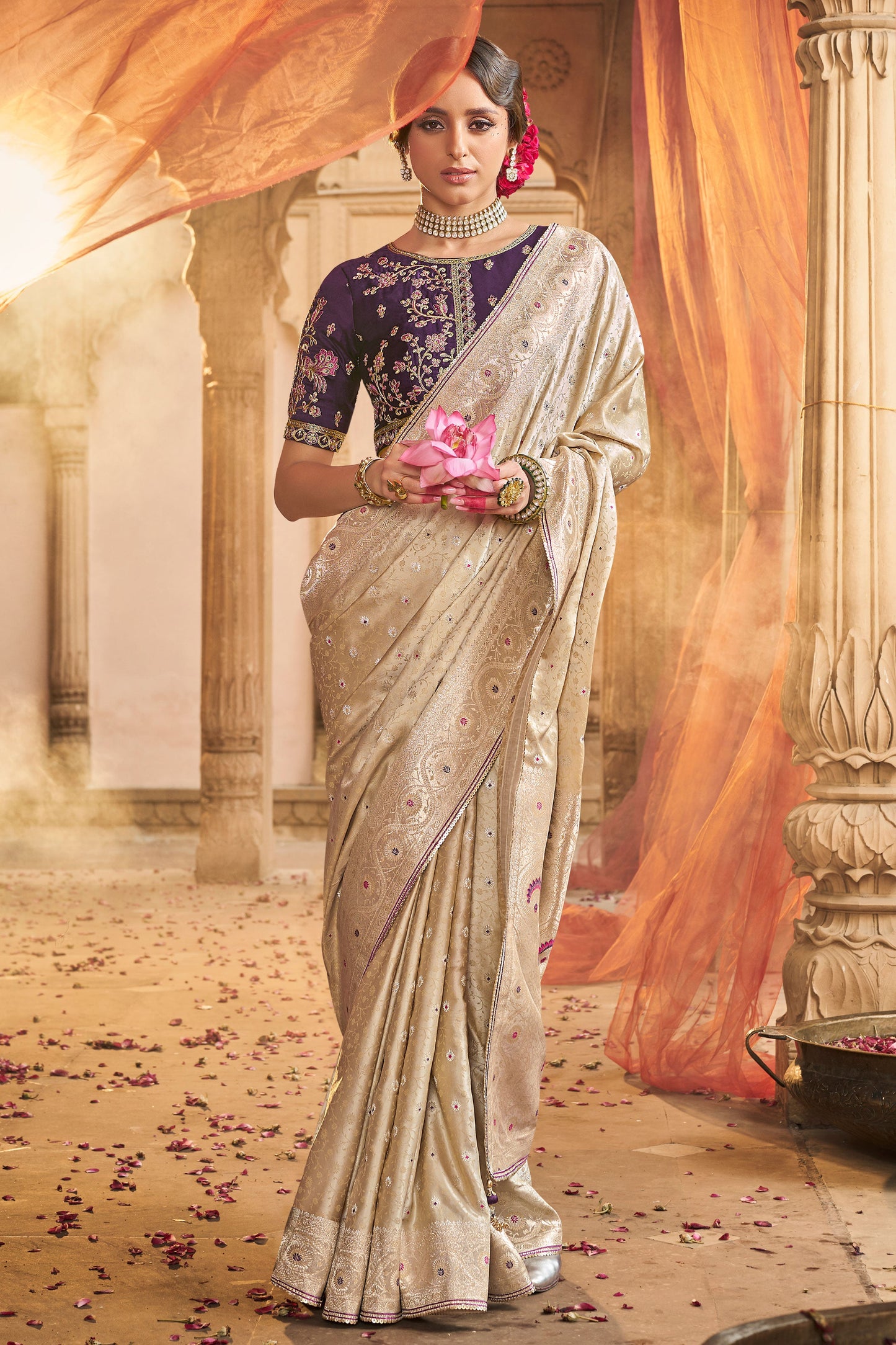 cream-woven-silk-saree-zb132731_1_SareeButa.com