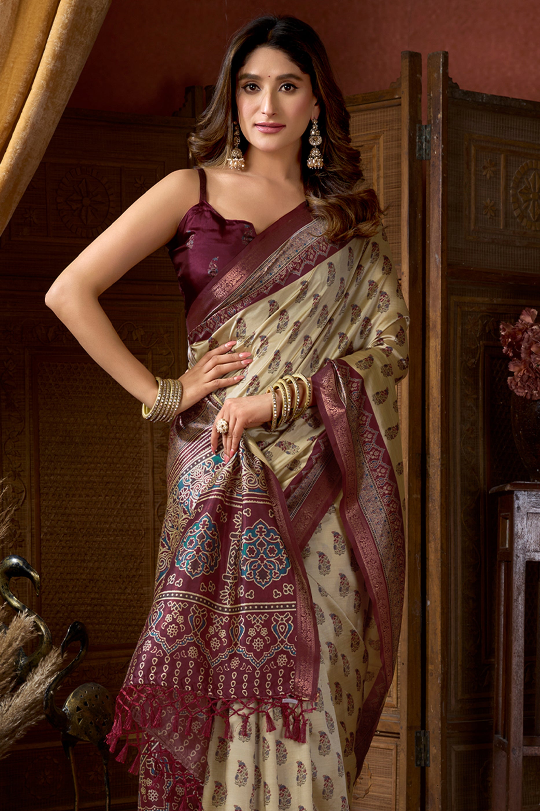 Cream Ajarakh Print Silk Saree-SAR12671_3_SareeButa.com