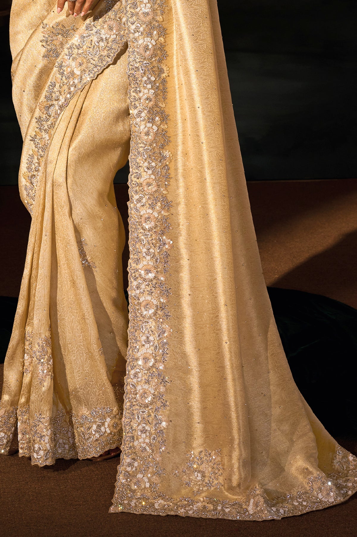 Cream Embroidered Kanjivaram Silk Saree-SAR13260_5_SareeButa.com