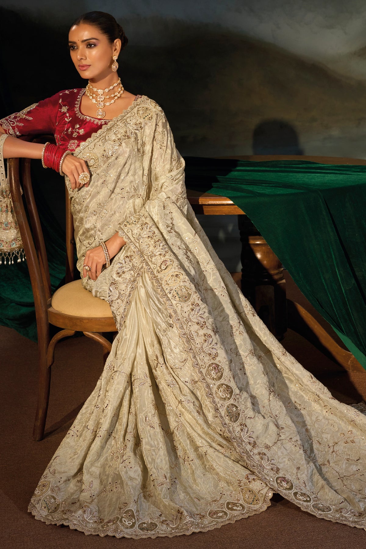 Cream Embroidered Kanjivaram Silk Saree-SAR13266_3_SareeButa.com