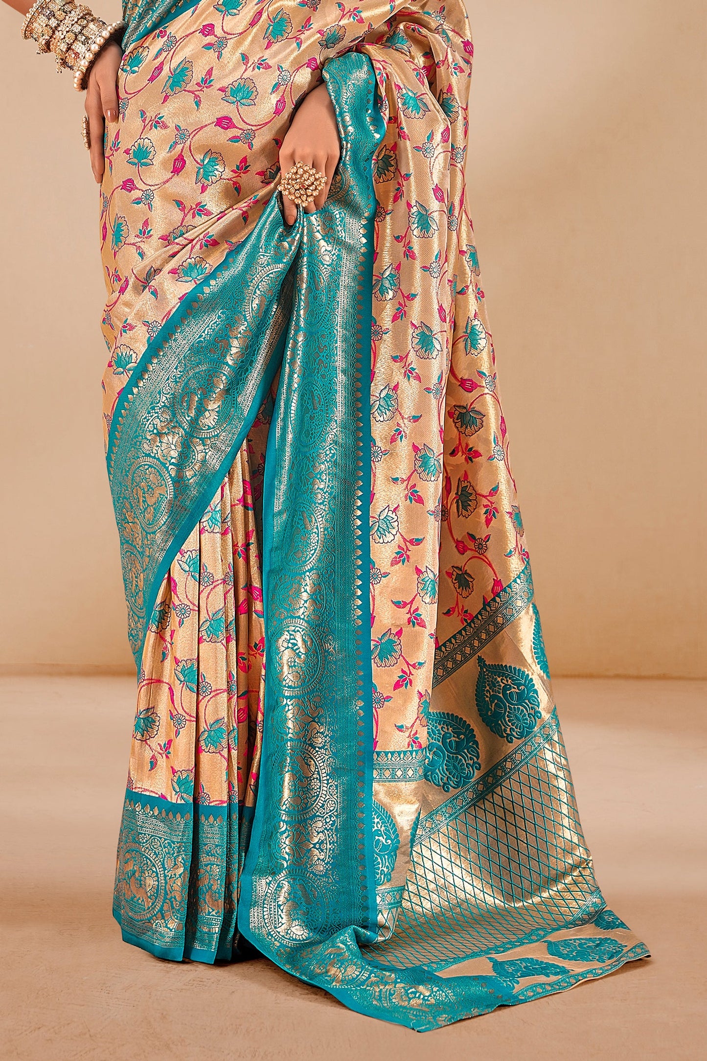Cream Woven Dharmavaram Tissue Silk Saree-ZB133805_4_SareeButa.com