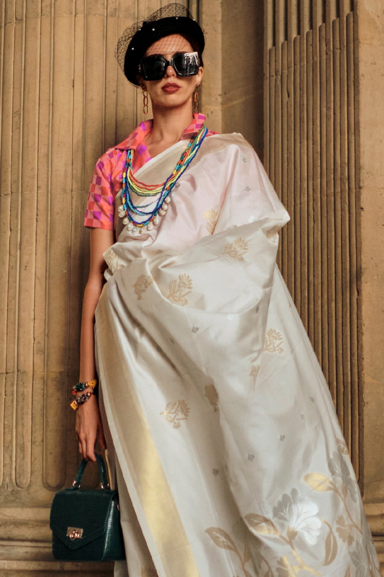 cream-woven-silk-saree-zb132009_3_SareeButa.com