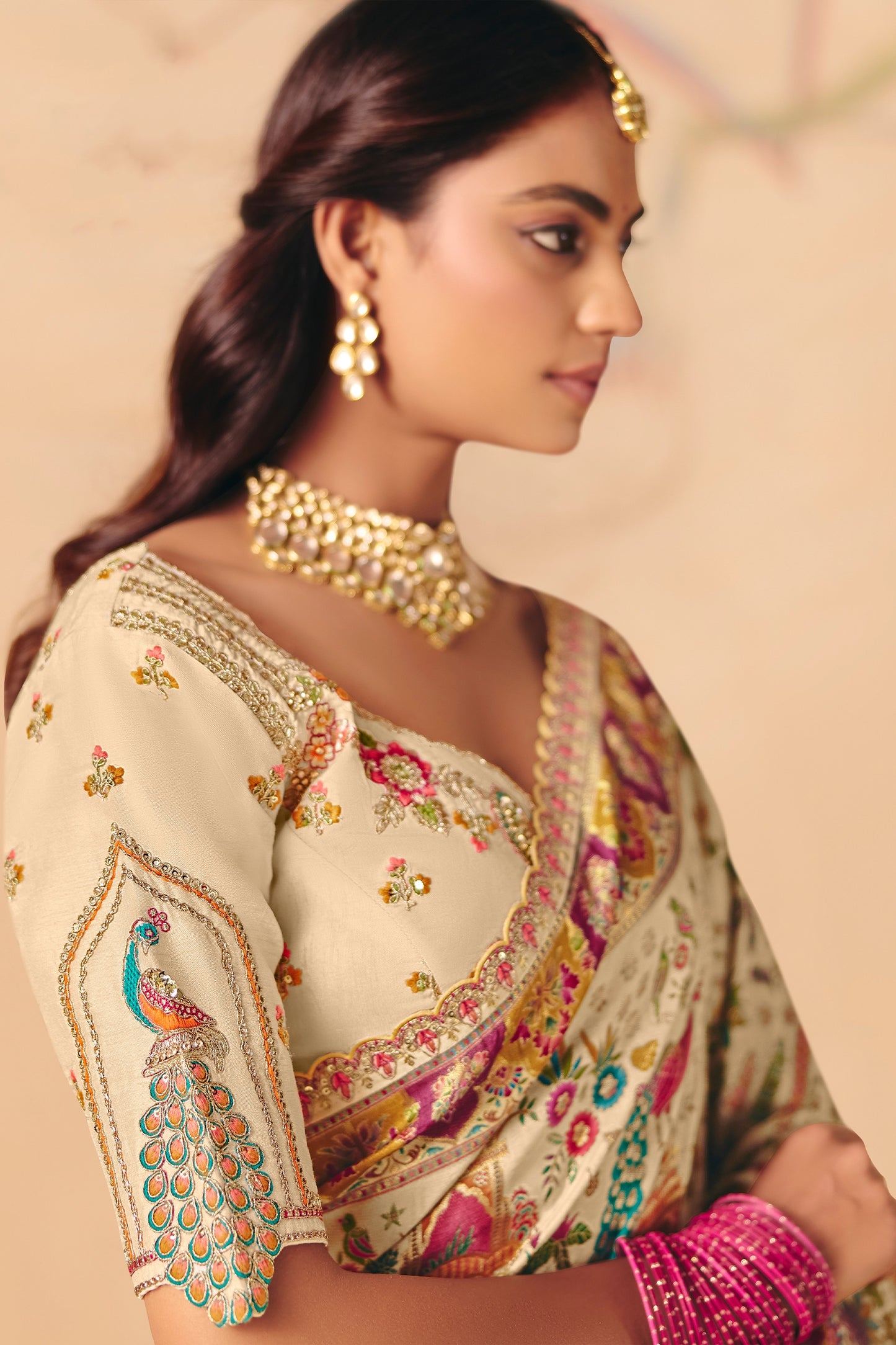 Cream Zari Work Dola Silk Saree With Embroidery-SAR12068_3_SareeButa.com